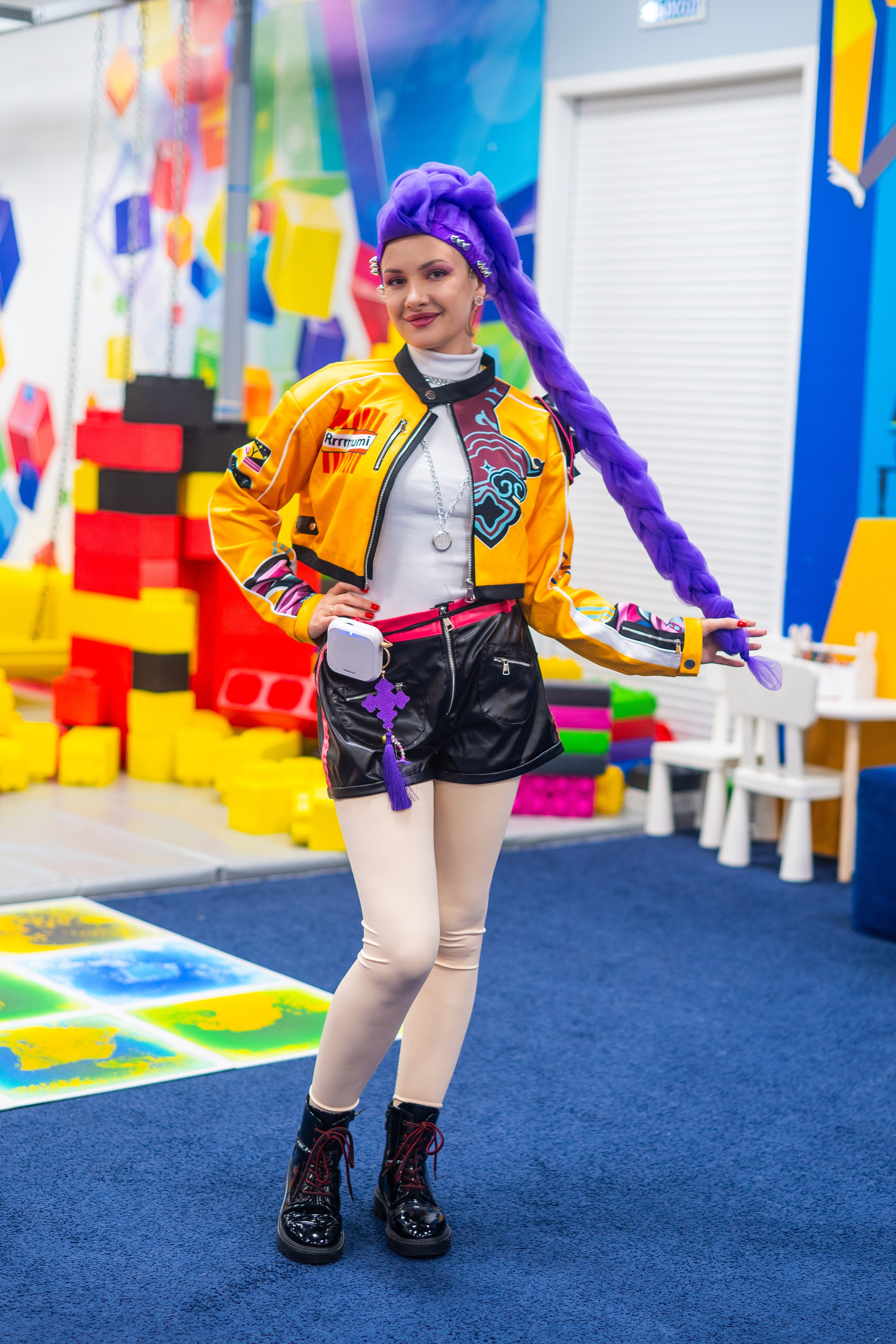 День Рождения Аленочки в Ниндзя Кидс в гости к ней пришла Супер Звезда Руми. Я Ольга Казанцева, фотографирую снимаю ваши киноистории и печатаю фото и цифровые портреты на холсте