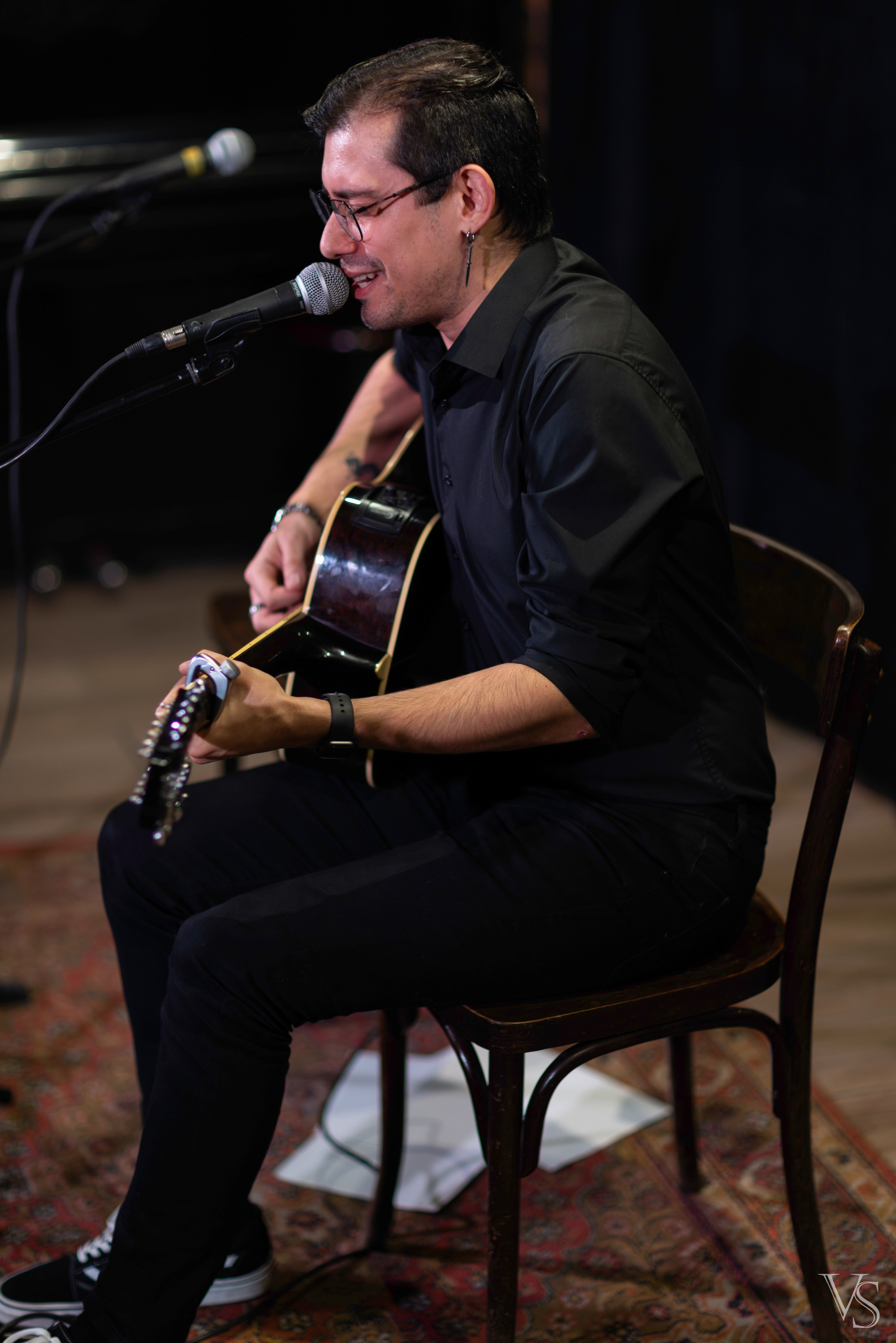 Квартирник Руслана Багирова. Фотограф Виктор Степанов