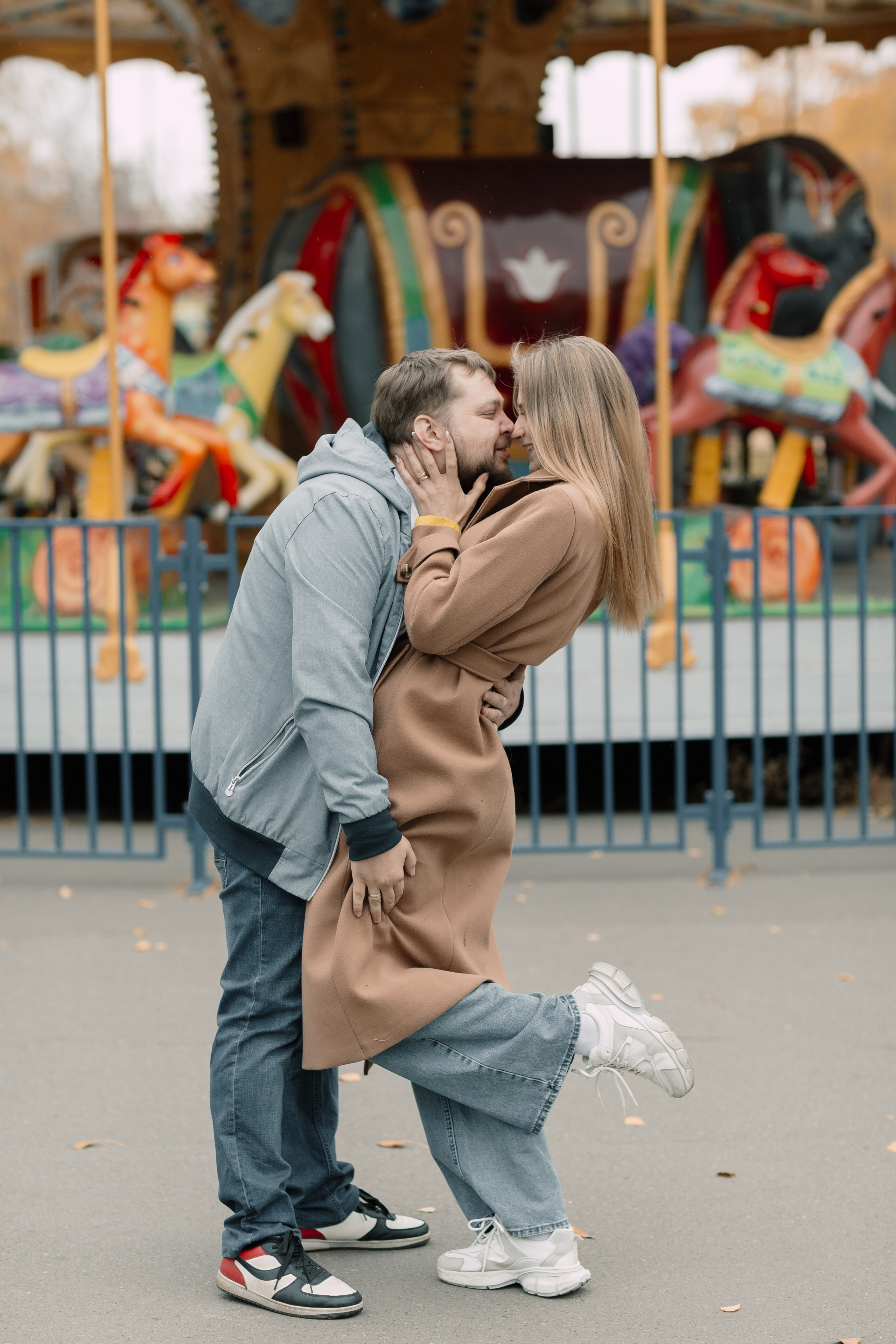 Семейная прогулка. Дмитрий Белим — Семейный фотограф в Омске | Фотосессии для беременных и малышей