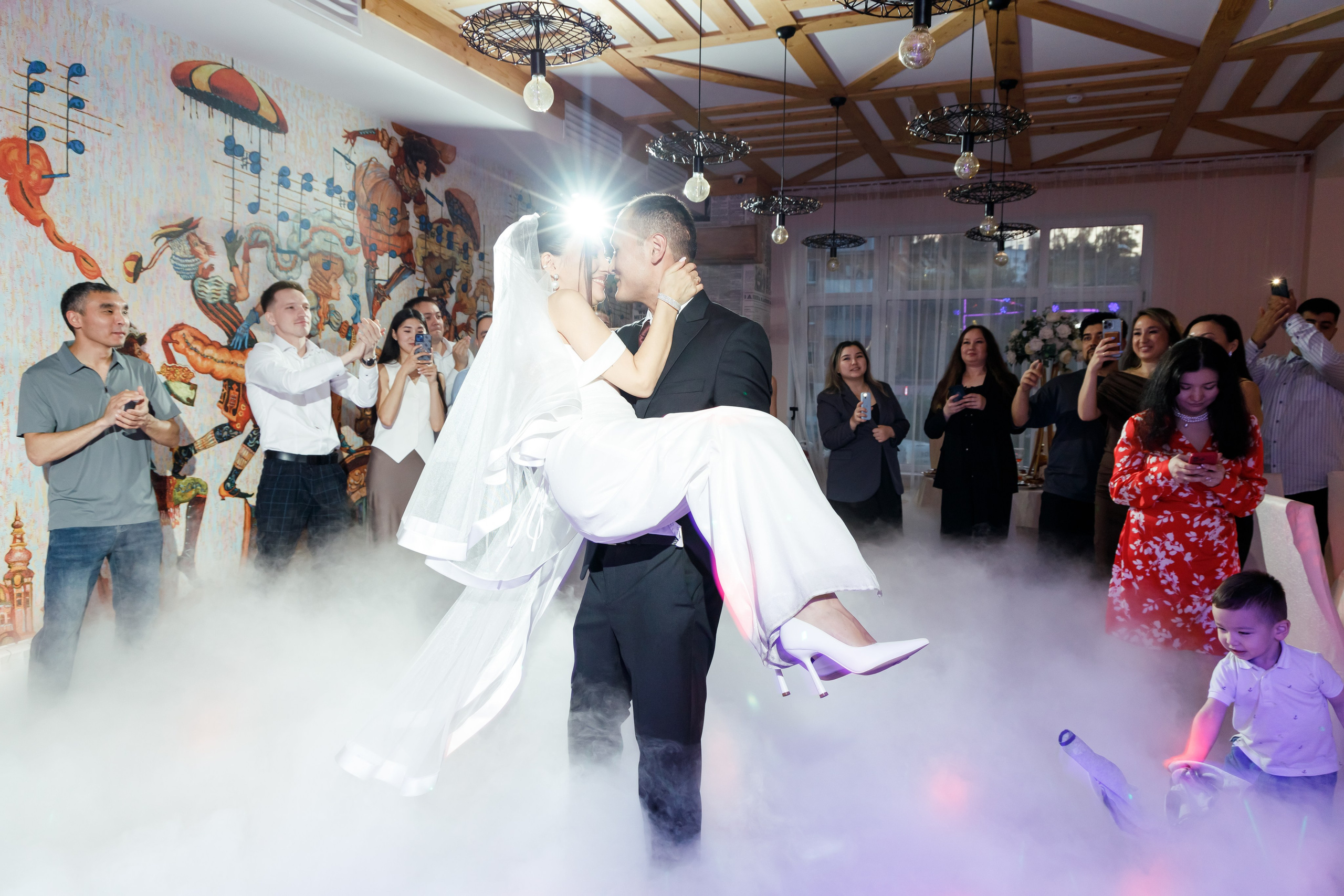 Свадебная фотосъемка в отеле Милан. Свадебный фотограф Кирилл Шустров