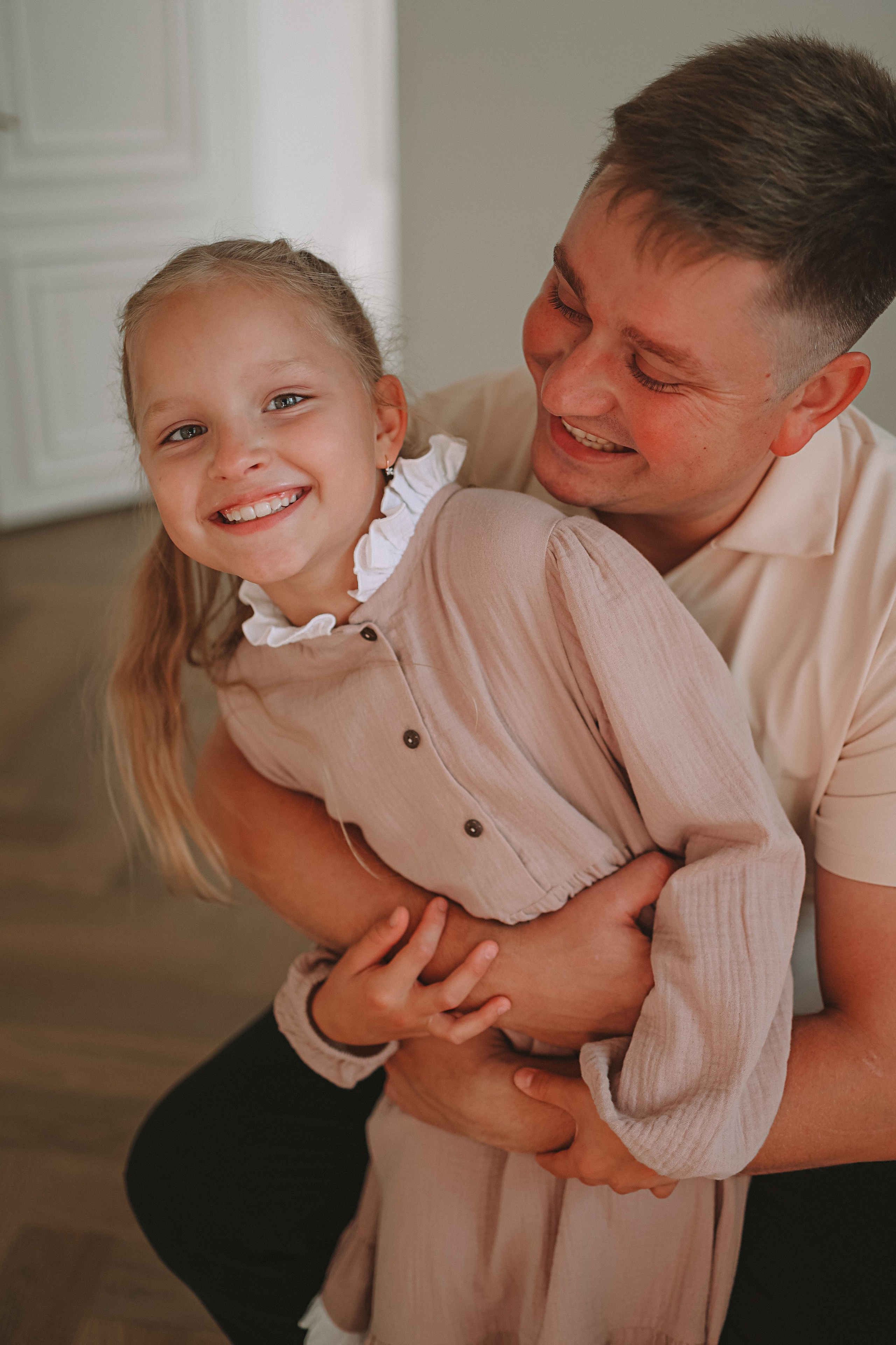 Квартира (беременность). Семейный фотограф Тюмень, фотограф на роды Салмина Мария