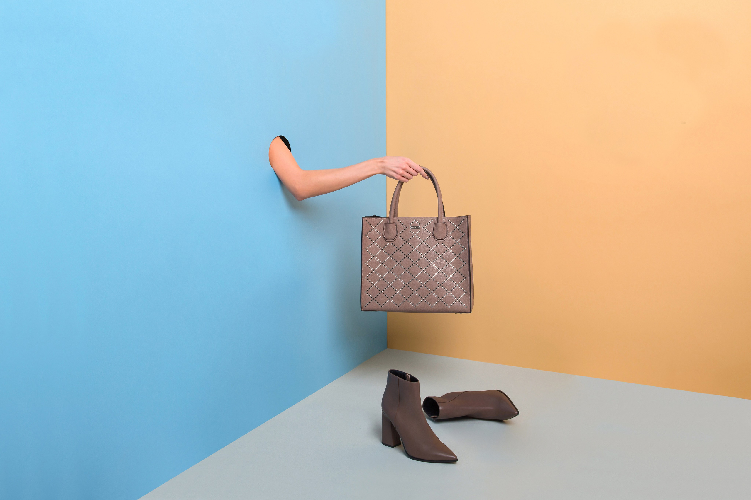 Выездное. Предметный фотограф Артём Йома