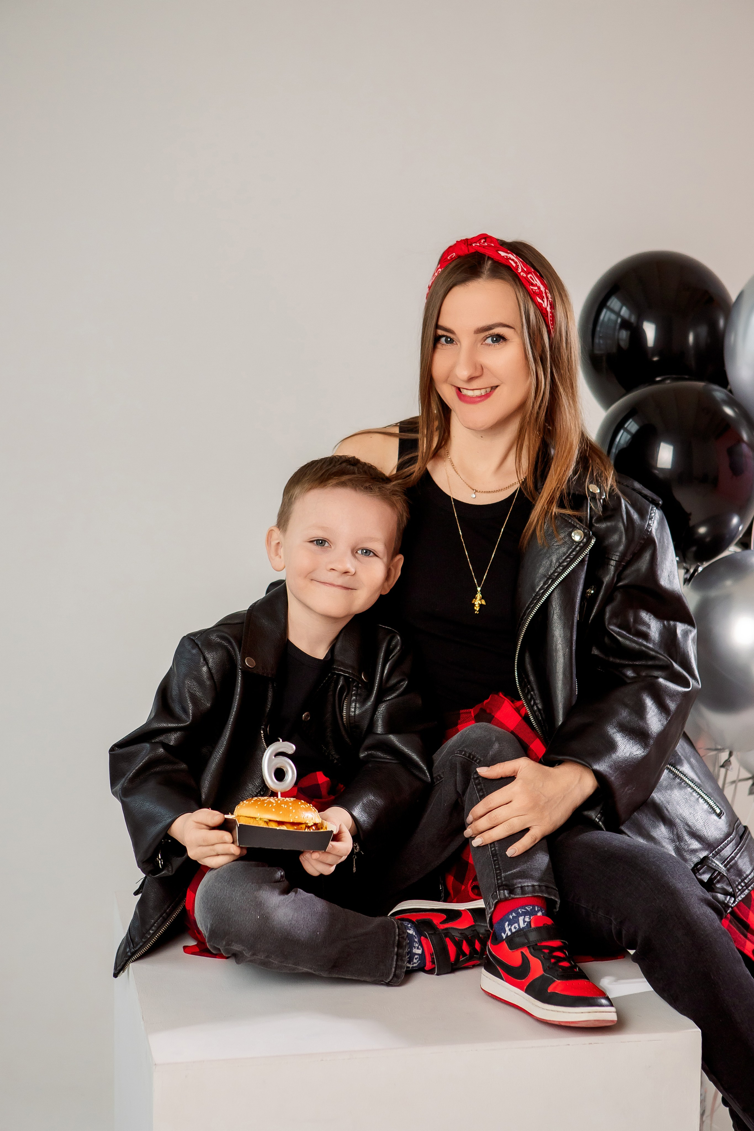 Мама и сын. Семейный детский фотограф. Фотосессия в Минске