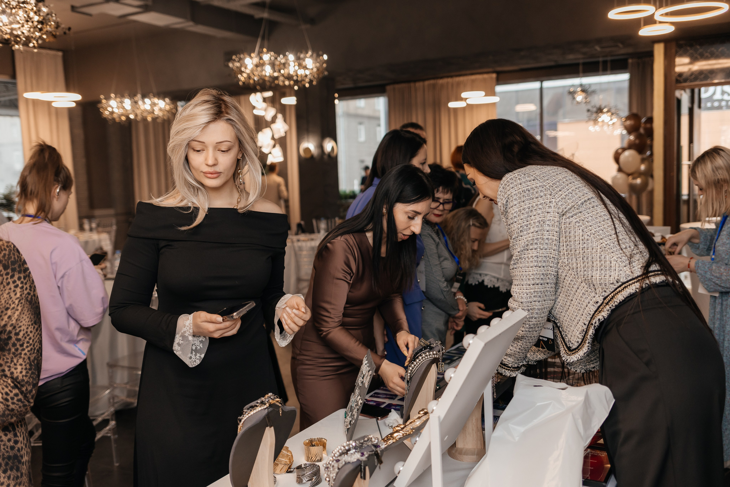 Закрытый Нетворкинг Ксении Абрамовой. Свадебный и семейный фотограф в Новосибирске Ирина Дорошкова