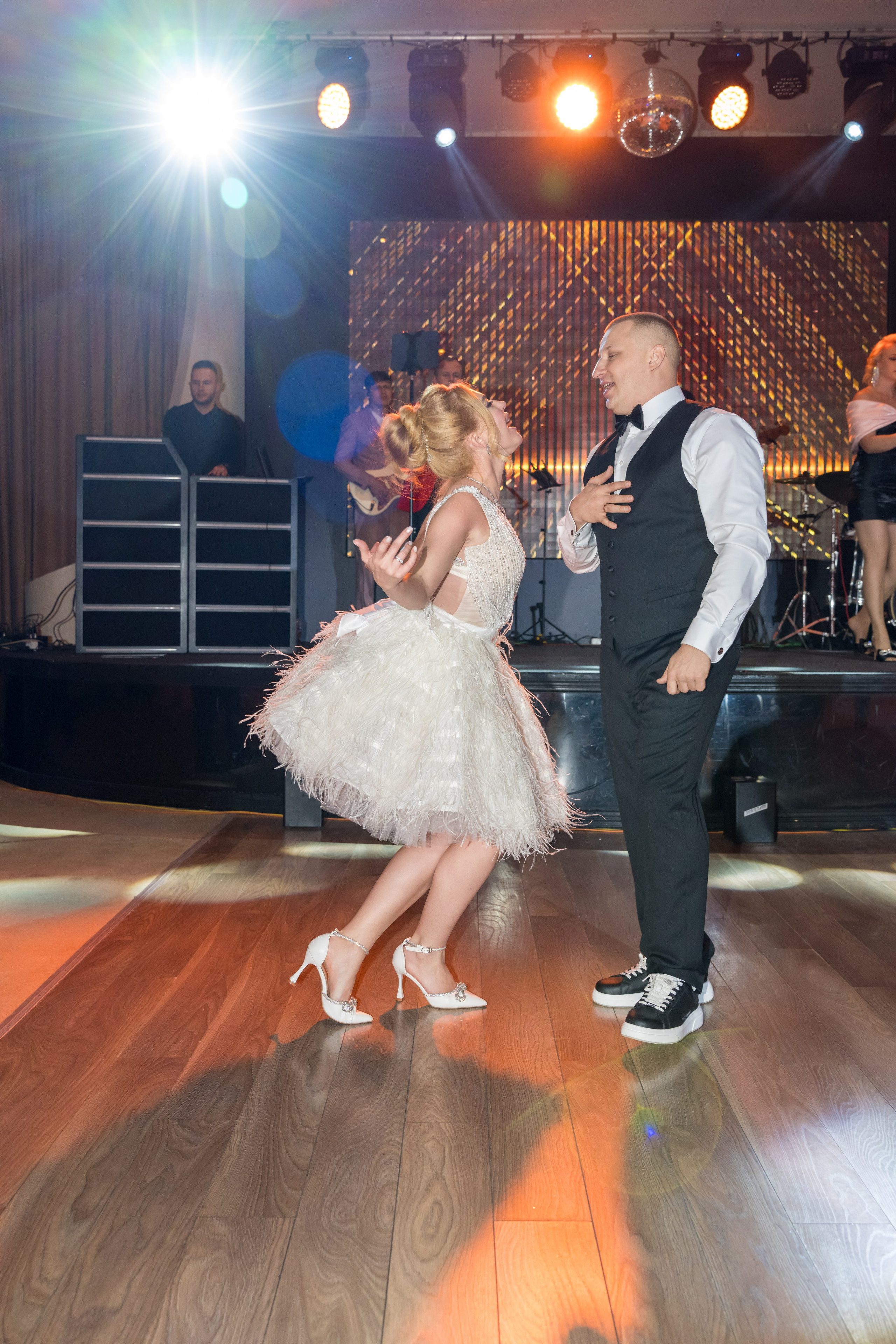 Виктор & Кристина. Семейный и контент фотограф в Москве Alira