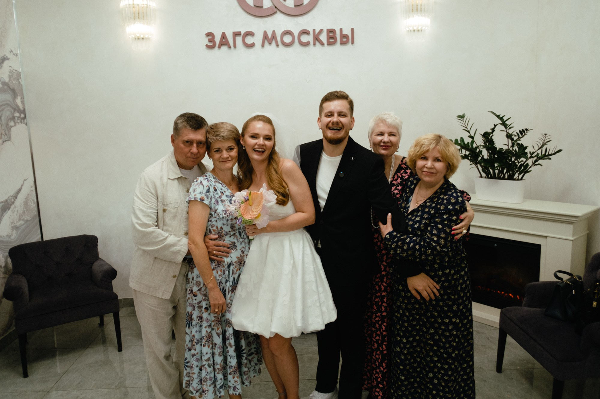 «ты красивый» — «нет, ты!». Свадебный фотограф Александра Тюлякова