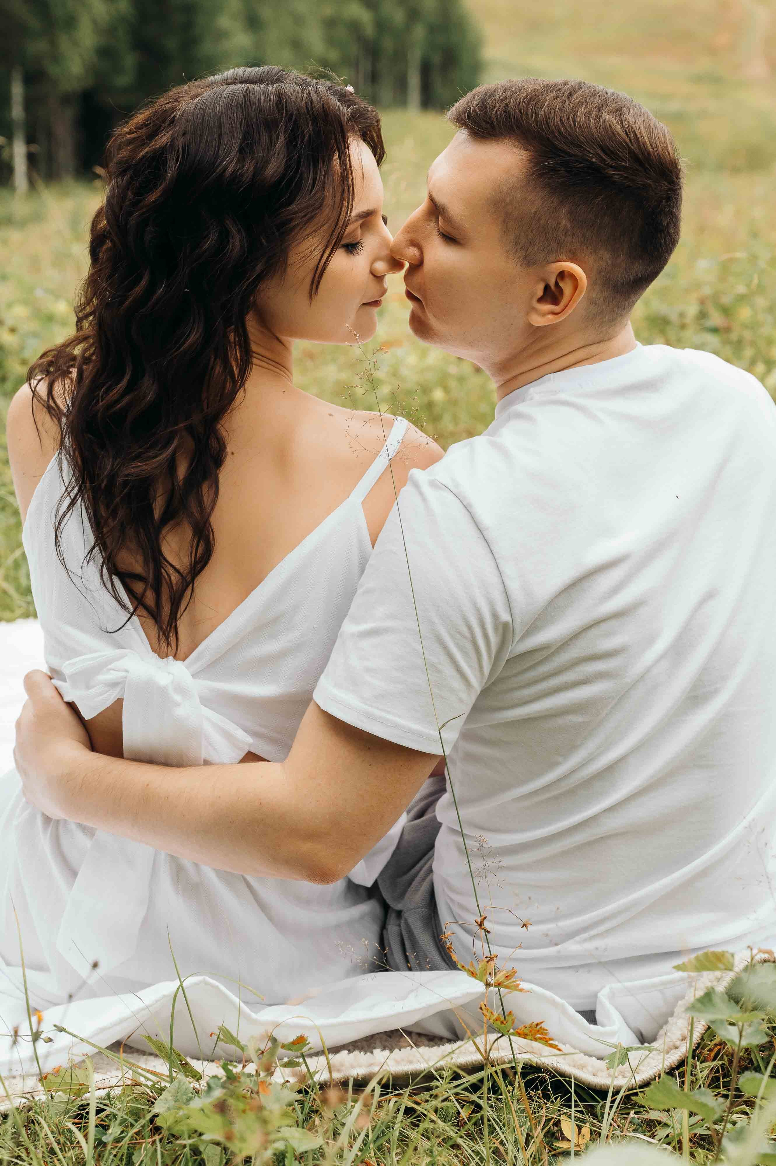 Свадебная фотосессия и прогулка на свежем воздухе. Свадебный и семейный фотограф в Котласе Никита Попов