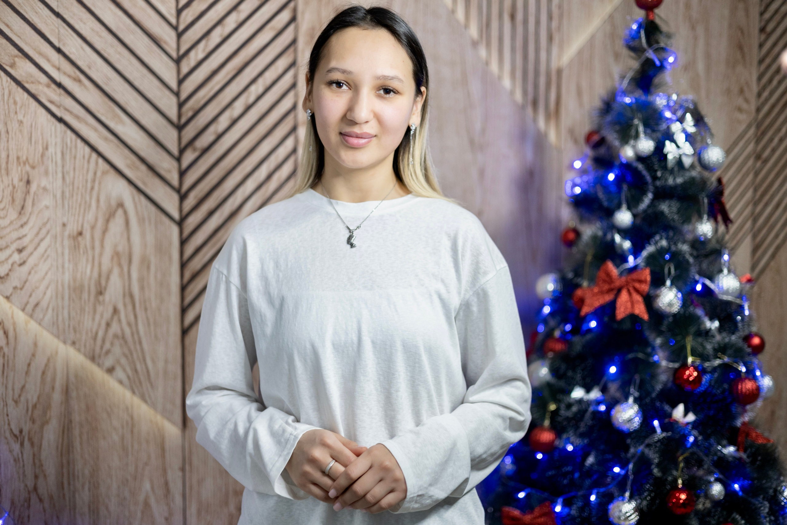 Анна Исаева. Мама и опекун двоих братьев и сестры. Репортажный фотограф Наталья Лапцевич