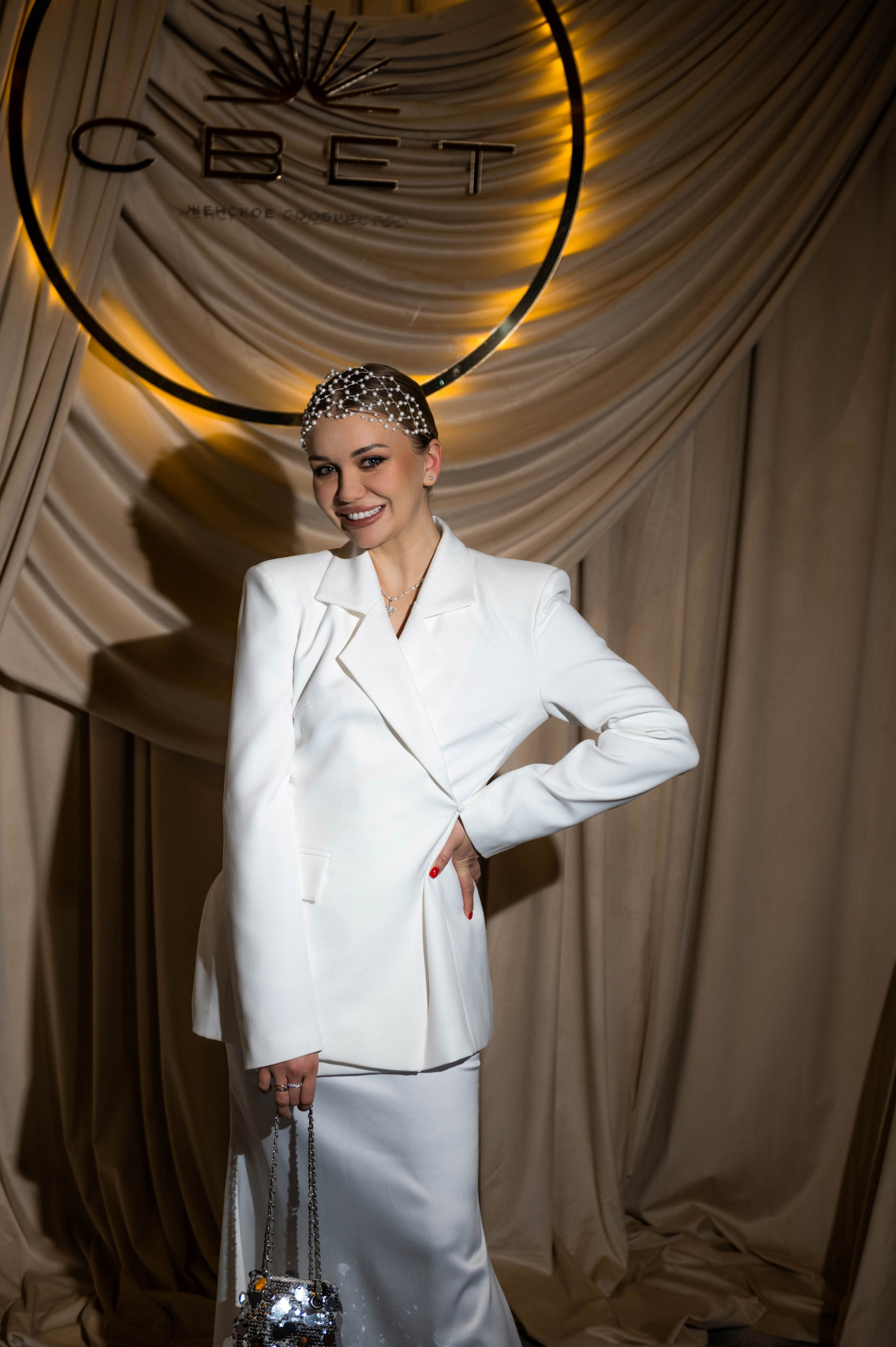 Light. Свадебный фотограф МОСКВА, КРЫМ, СМОЛЕНСК АЛЯ КОНОВАЛОВА