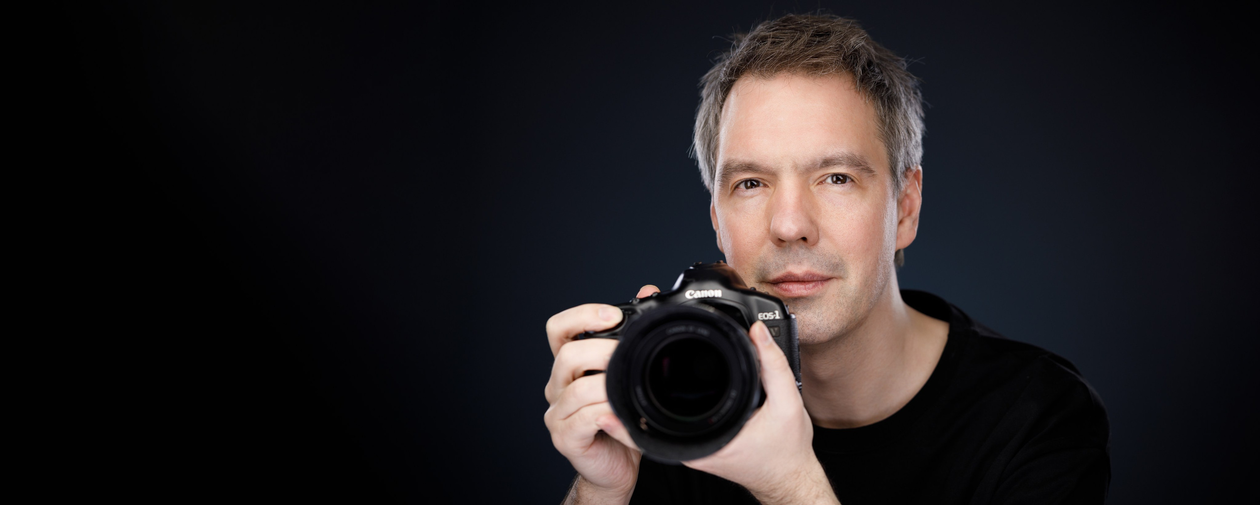 Headshot & portrait photographer Alexei Shendrick