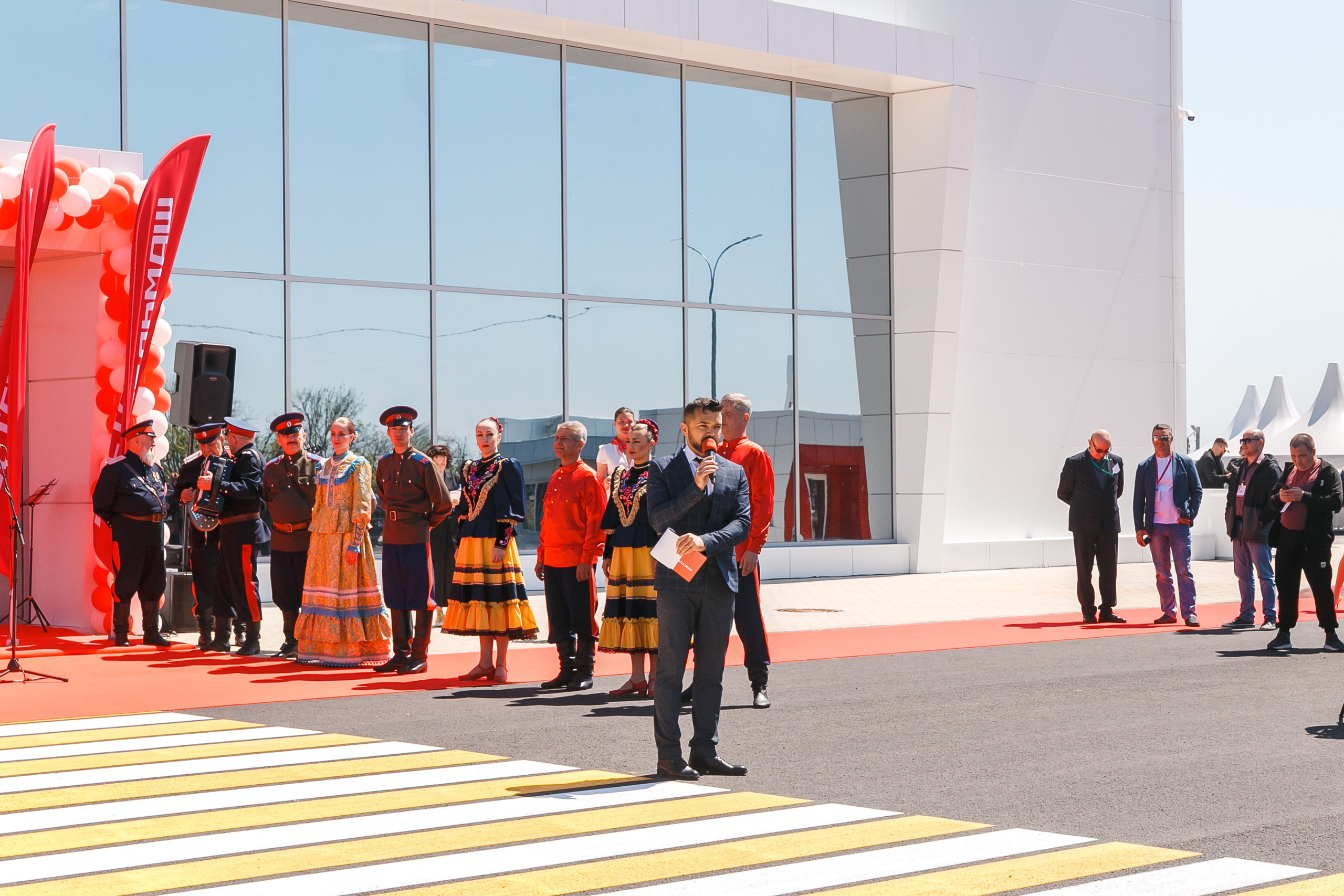 Открытие дилерского центра Ростсельмаш. Событийный фотограф Максим Бескоровайновнов