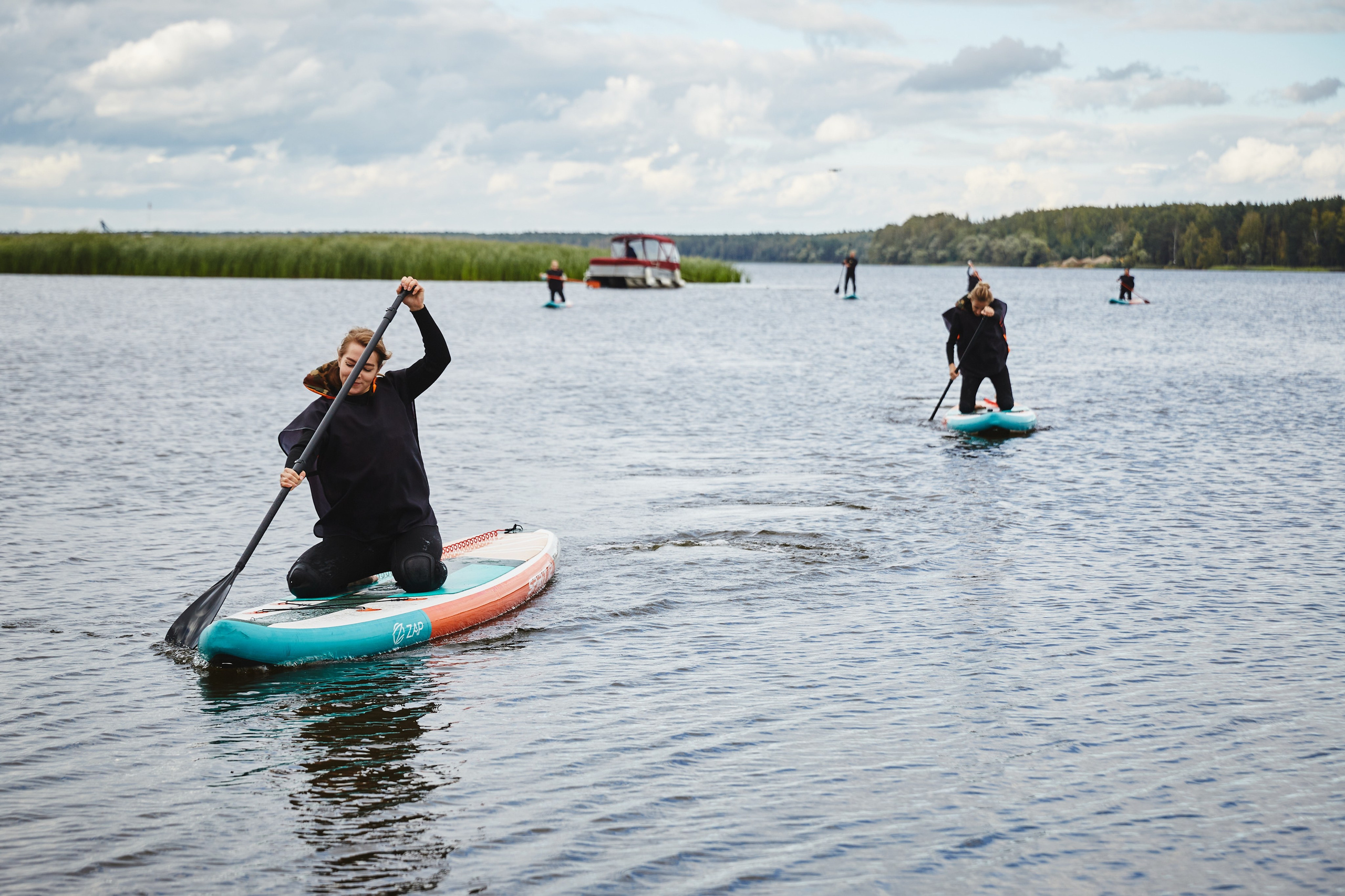 Фотограф на тимбилдинг: спортивное командообразование за городом. КонТайм: профессиональная съемка для организаций