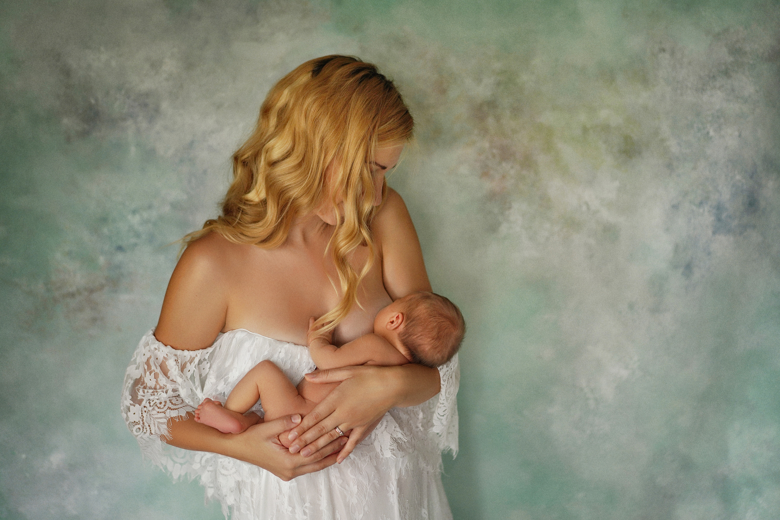 Новорожденные. Фотограф новорожденных беременных в Тюмени Ткачук Татьяна