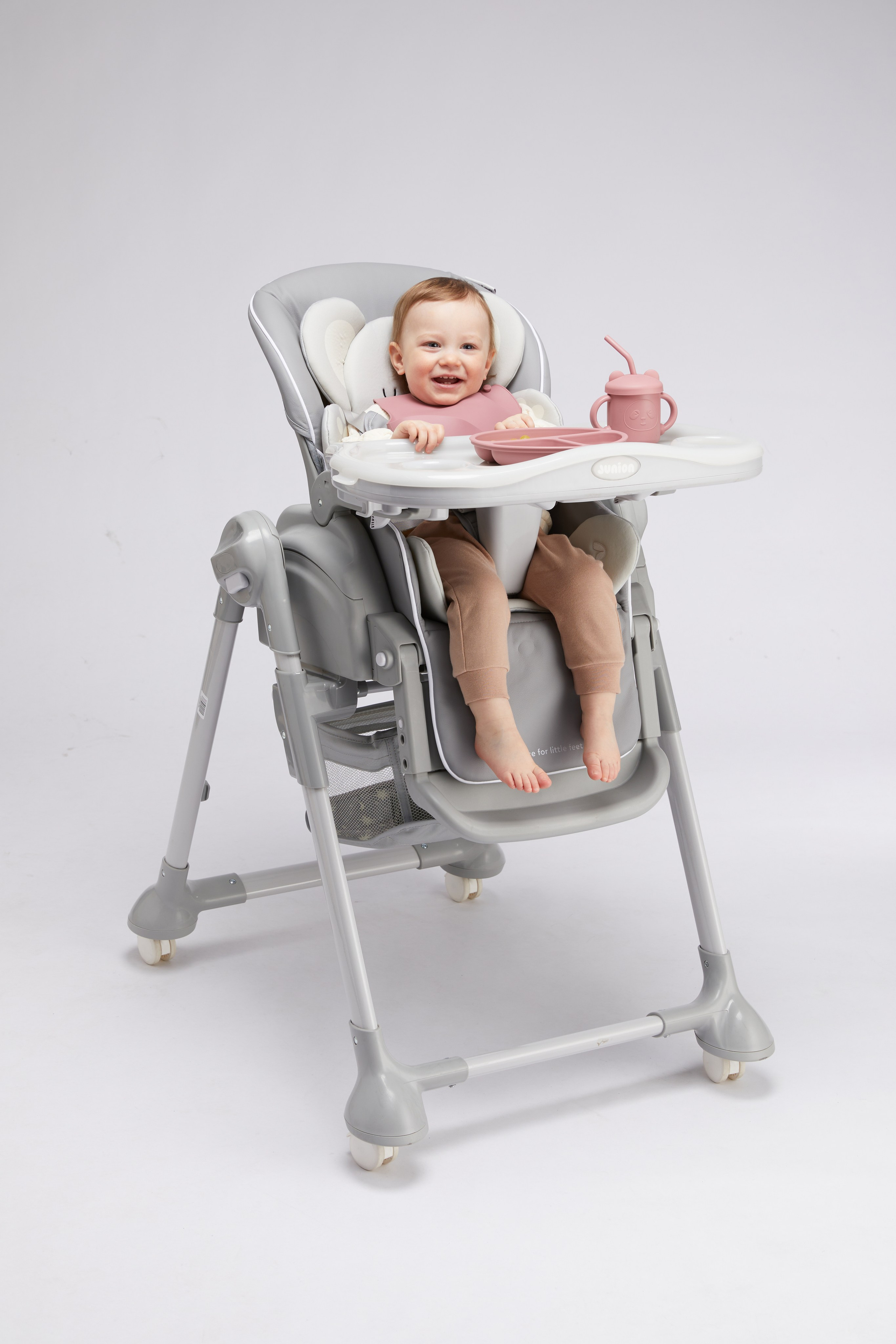 Стульчик для кормления Junion. Олег Дмитриев