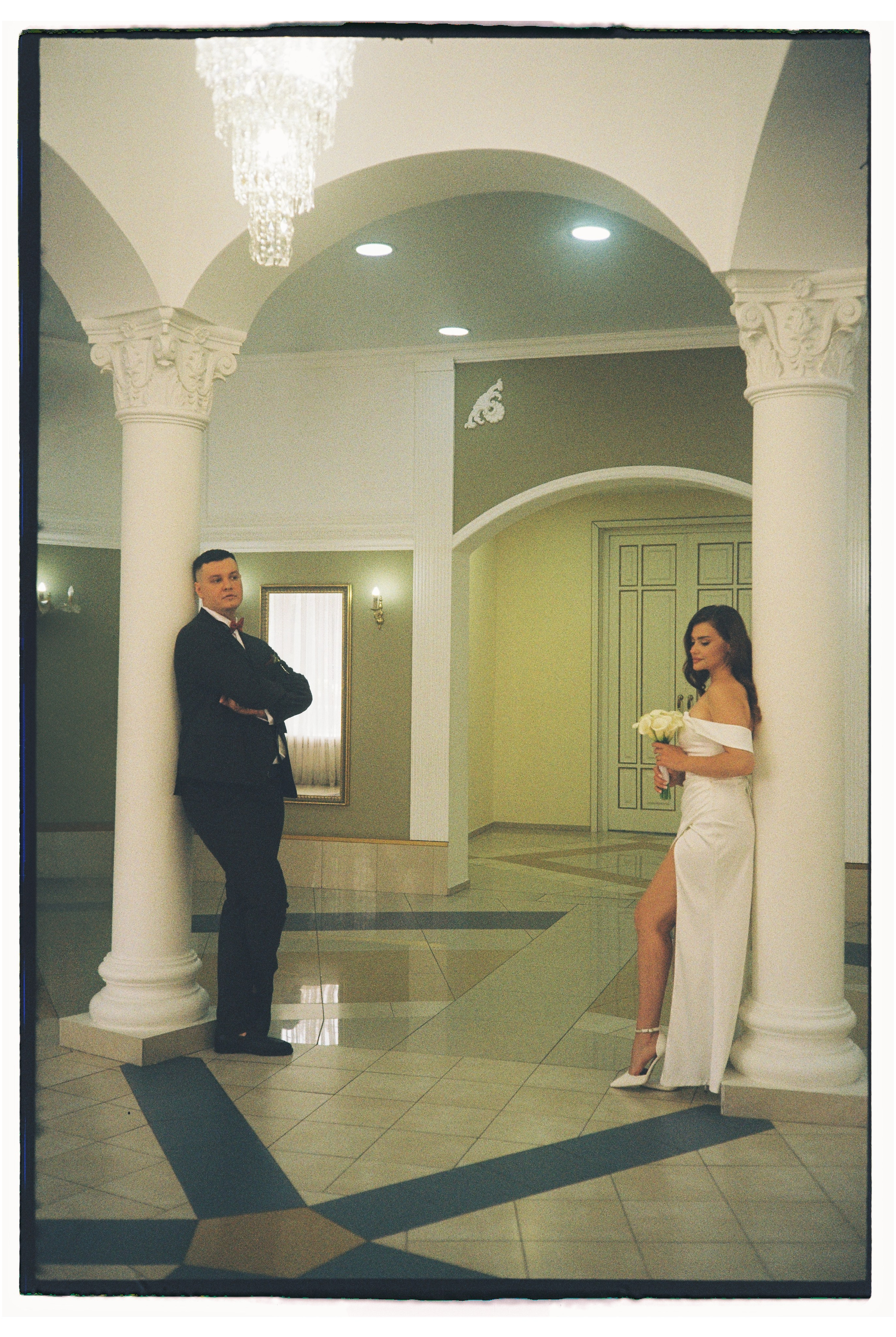 Егор & Нелля. Пленка. Сестры Карабаза. Фотографы и ретушеры в Москве и Санкт-Петербурге