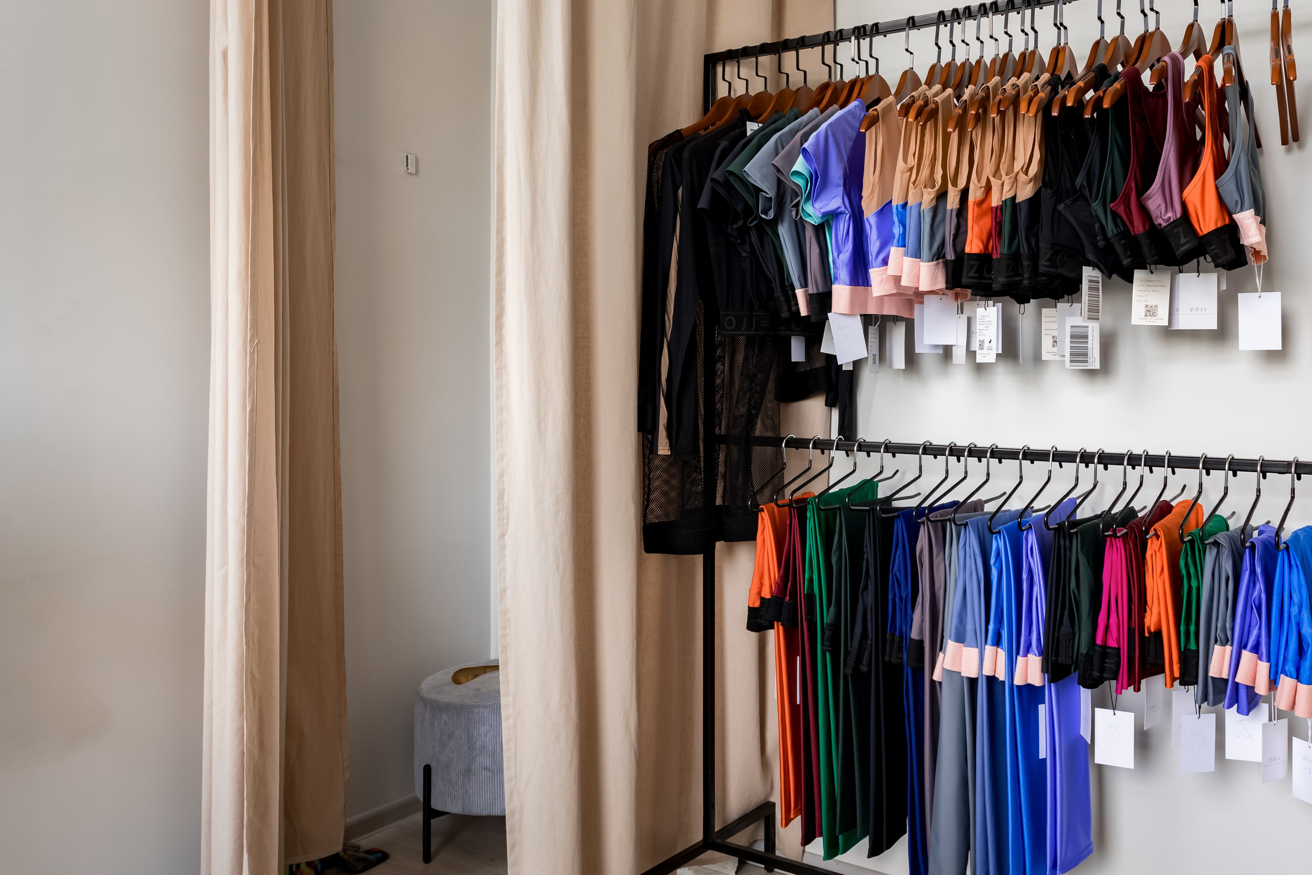 Интернет-магазин женской спортивной одежды Zojj. Интерьеры, Контент, Портреты | Фотограф в Москве Дани Терно