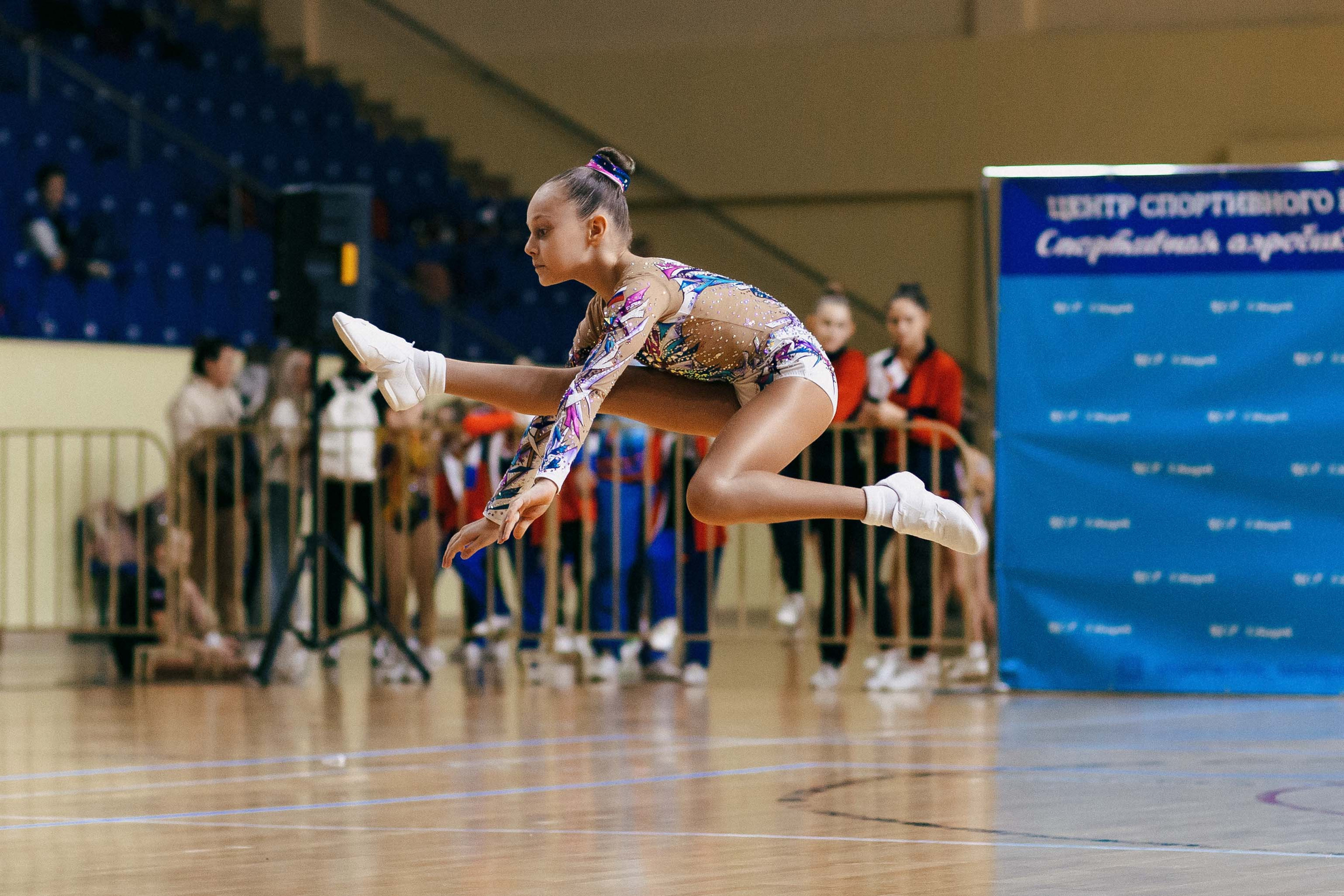 «Смоленские узоры» Чемпионат по спортивной аэробике. Спортивный фотограф Александр Васильев. RG и AGG