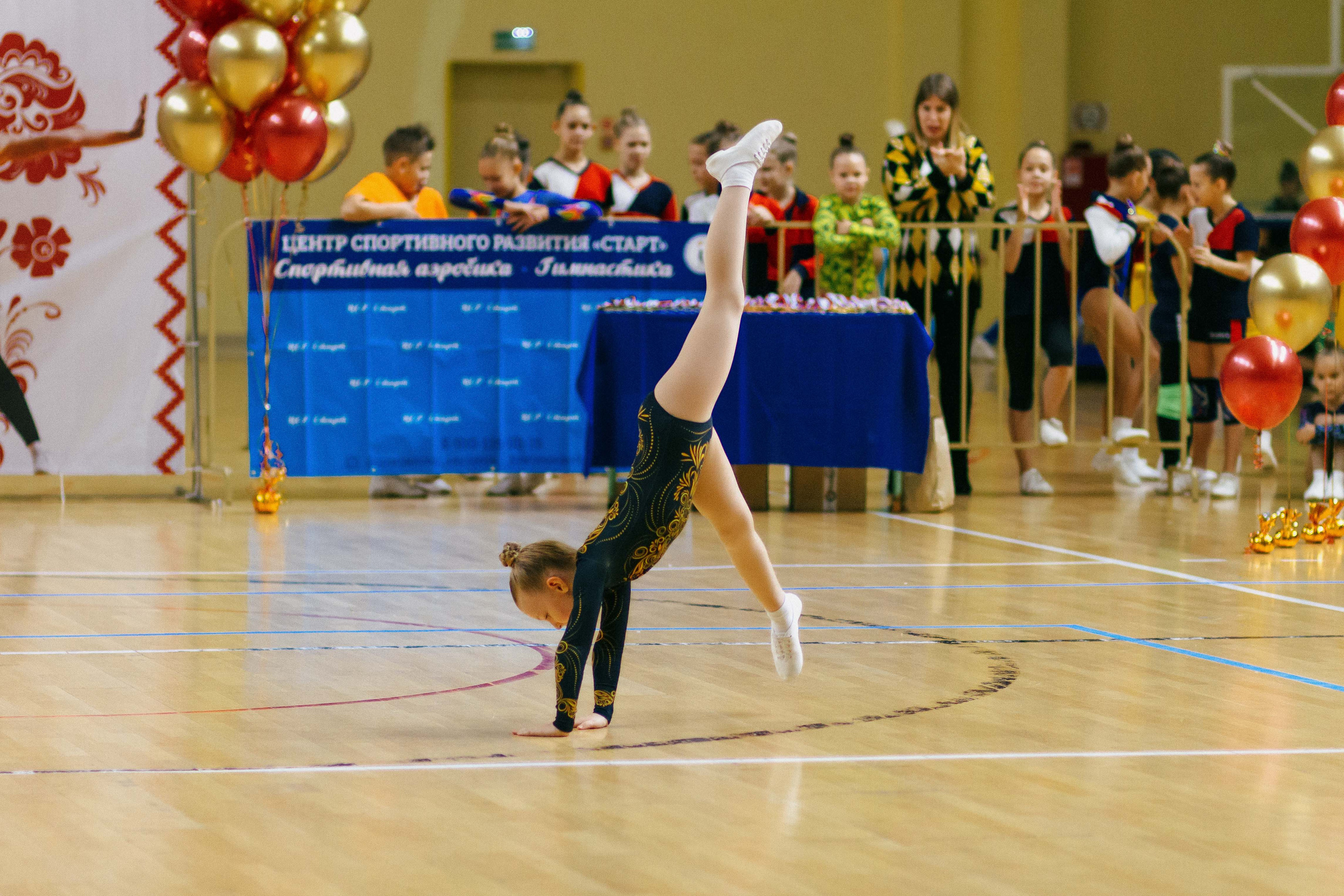«Смоленские узоры» Чемпионат по спортивной аэробике. Спортивный фотограф Александр Васильев. RG и AGG