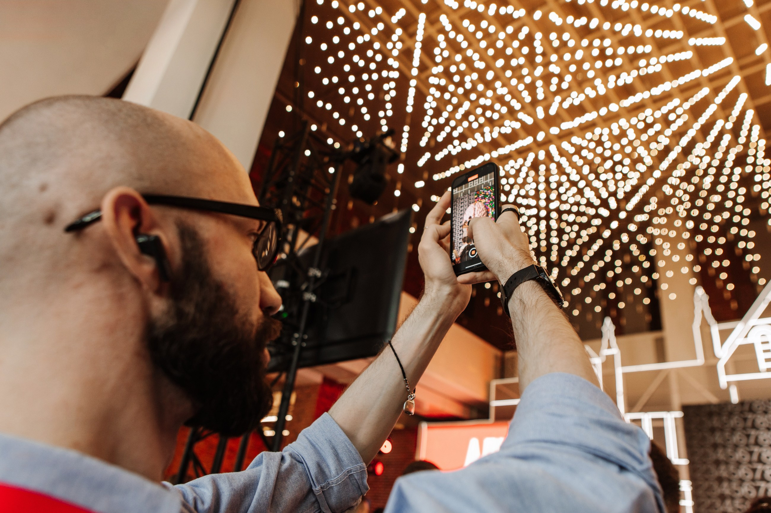 Альфа банк мероприятие. LEVORIGINAL