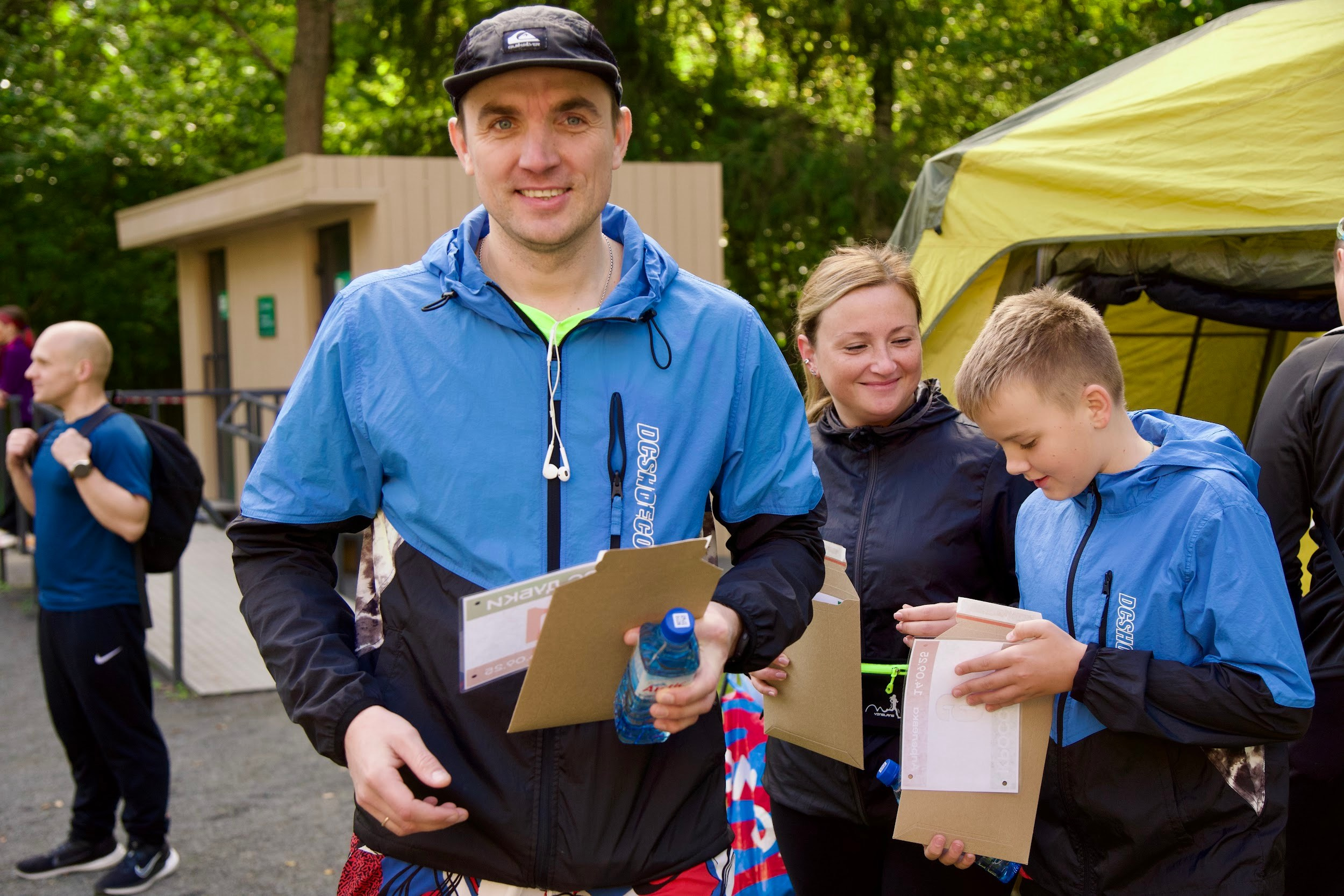 Забег в парке «Дубки». Кафе «БЕЛКА НАШЕПТАЛА». Ну оооочень концептуальное кафе