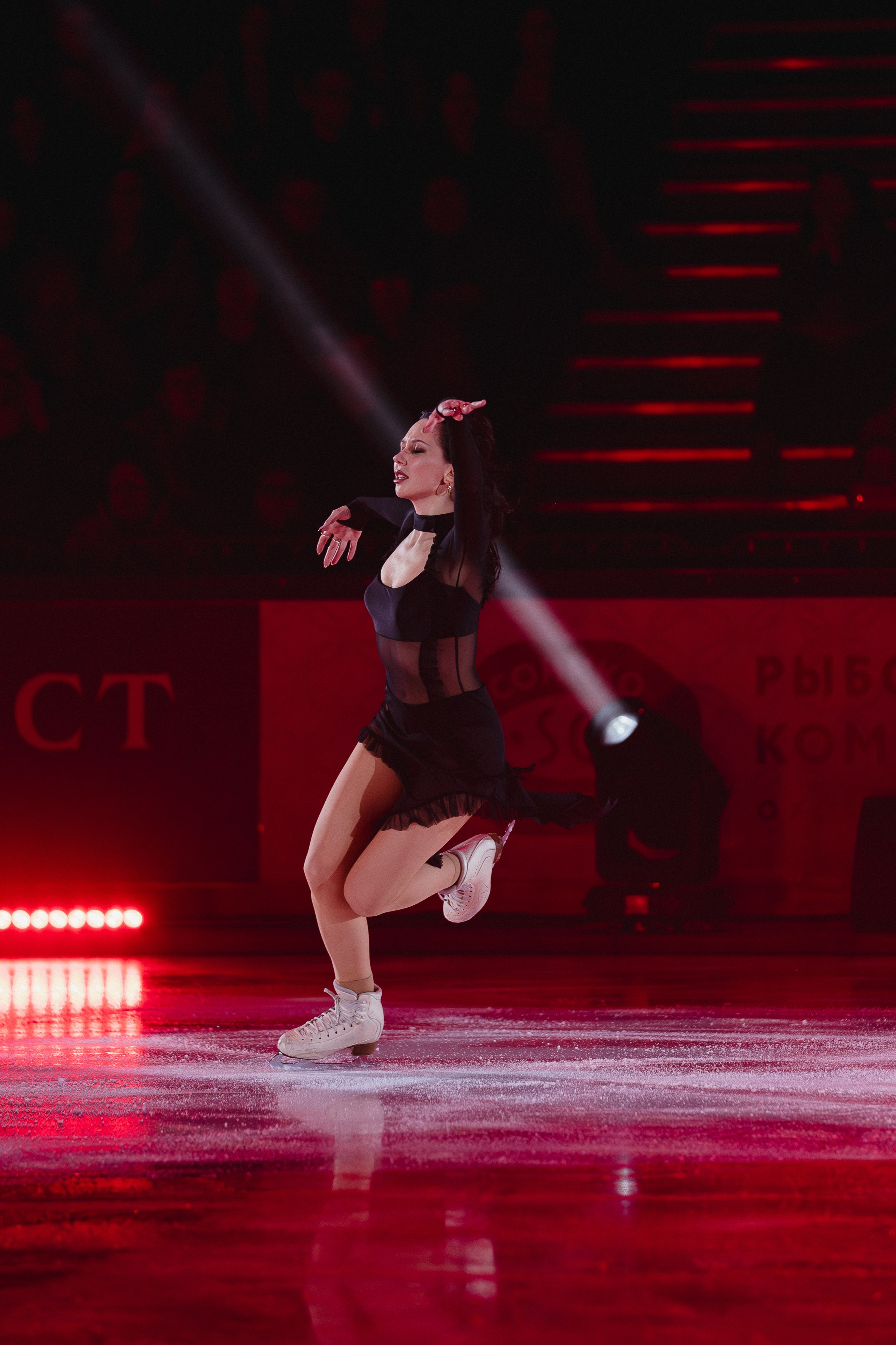 Шоу Этери Тутберидзе в Новосибирске. Воробьева Ксения — Спортивный и танцевальный фотограф Новосибирск