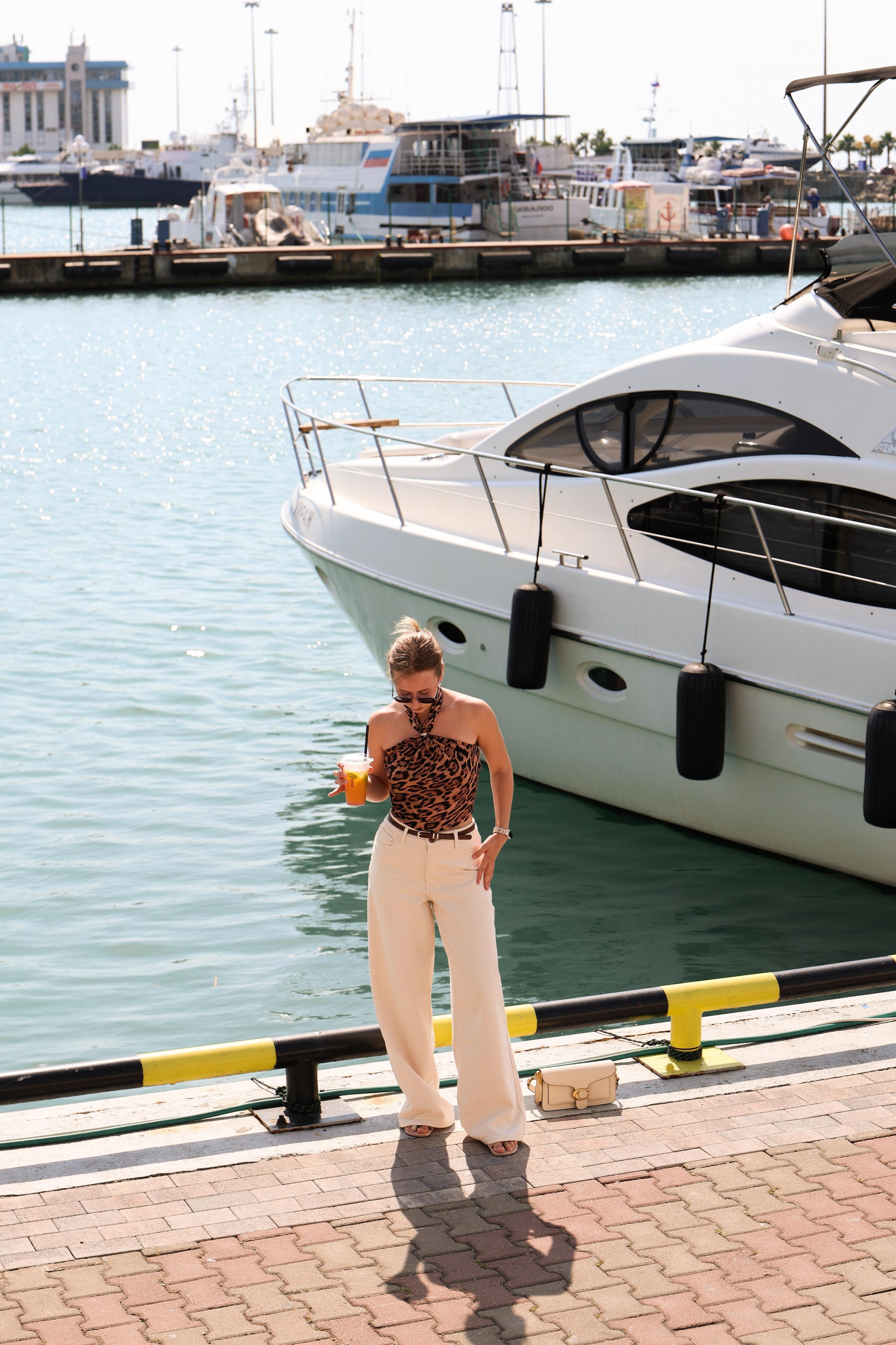 МОРСКОЙ ВОКЗАЛ СОЧИ. Фотограф Москва Оля Олбимак