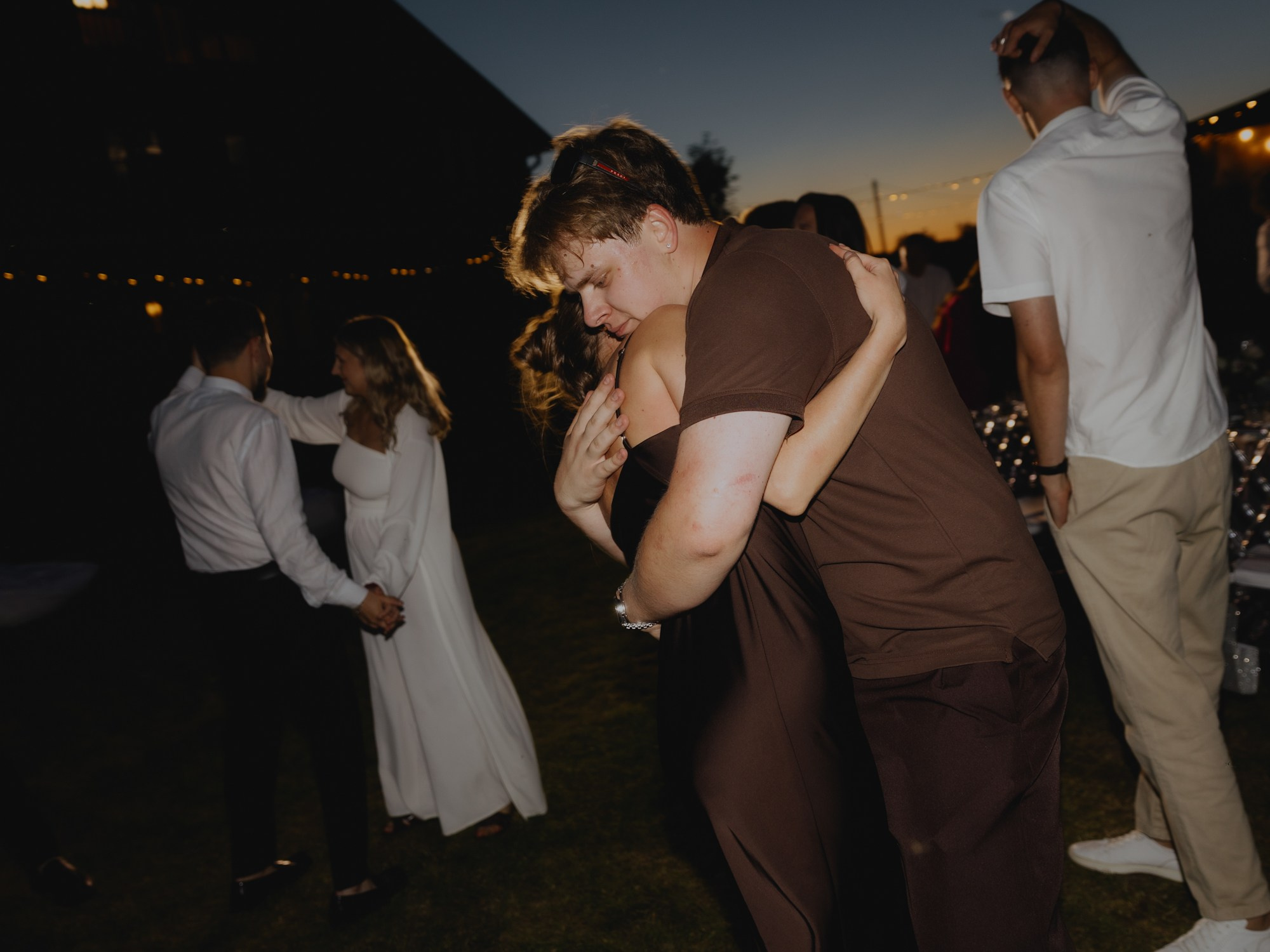 Лиза и Илья (полный день). Свадебные фотографы в Гомеле и Минске Сергей и Анастасия Фещенок