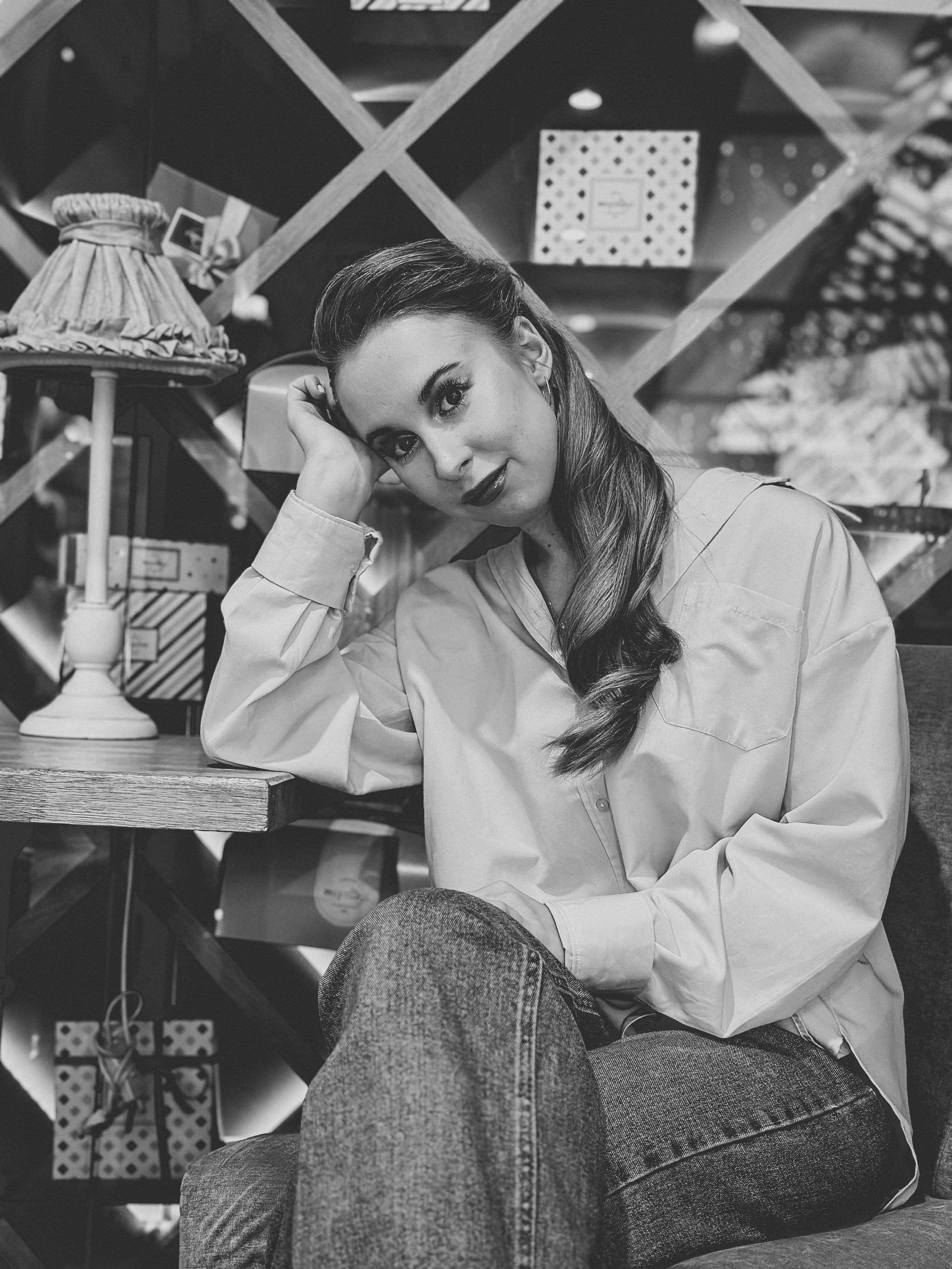 Фотосессия Юлии в ТРЦ Гудвин. Твой фотограф и видеограф в Тюмени — Сергей Бизин