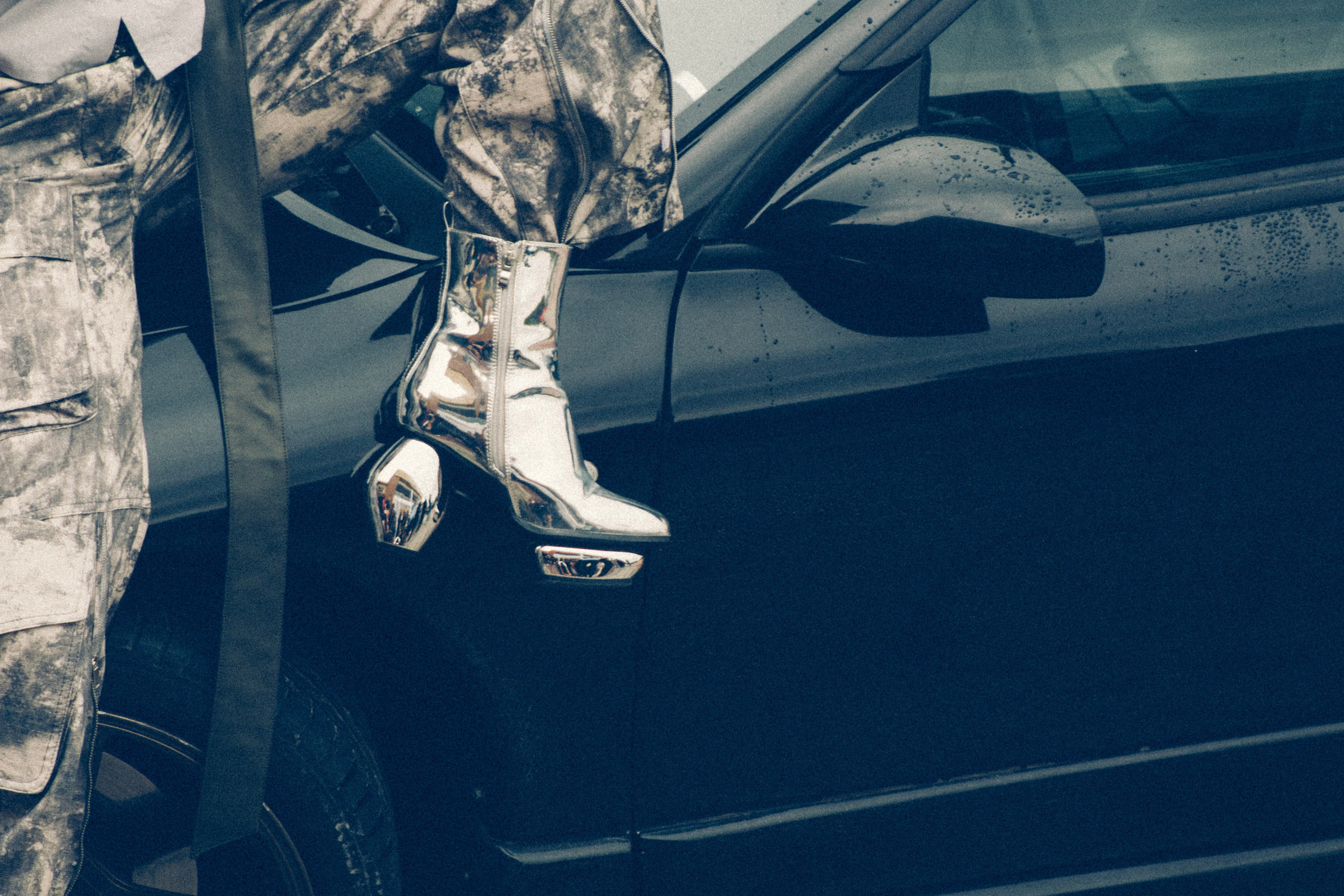 Синий токио. Портретный фотограф в москве вячеслав семиз