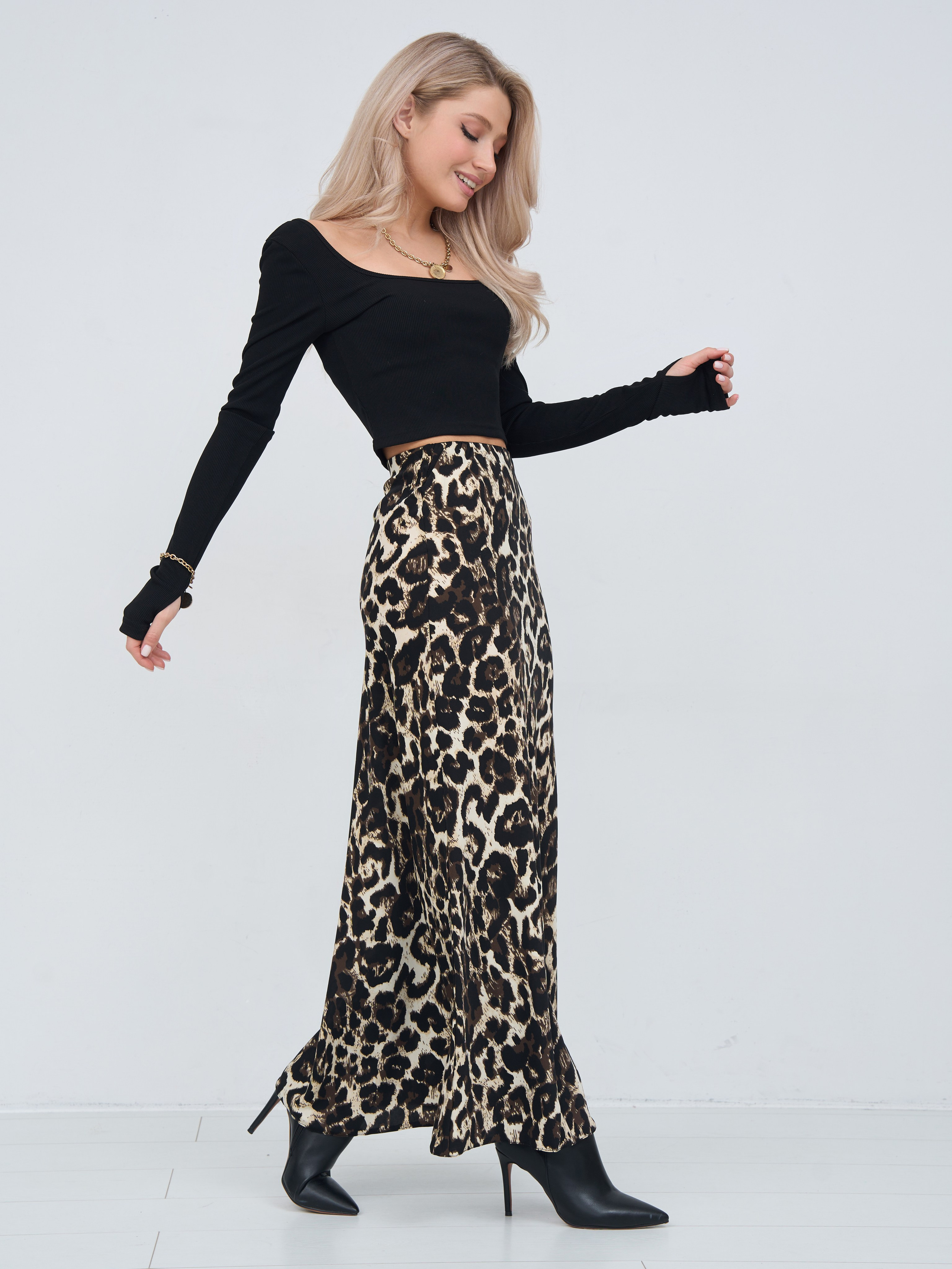 Сборная съемка юбок. Brand photographer Moscow