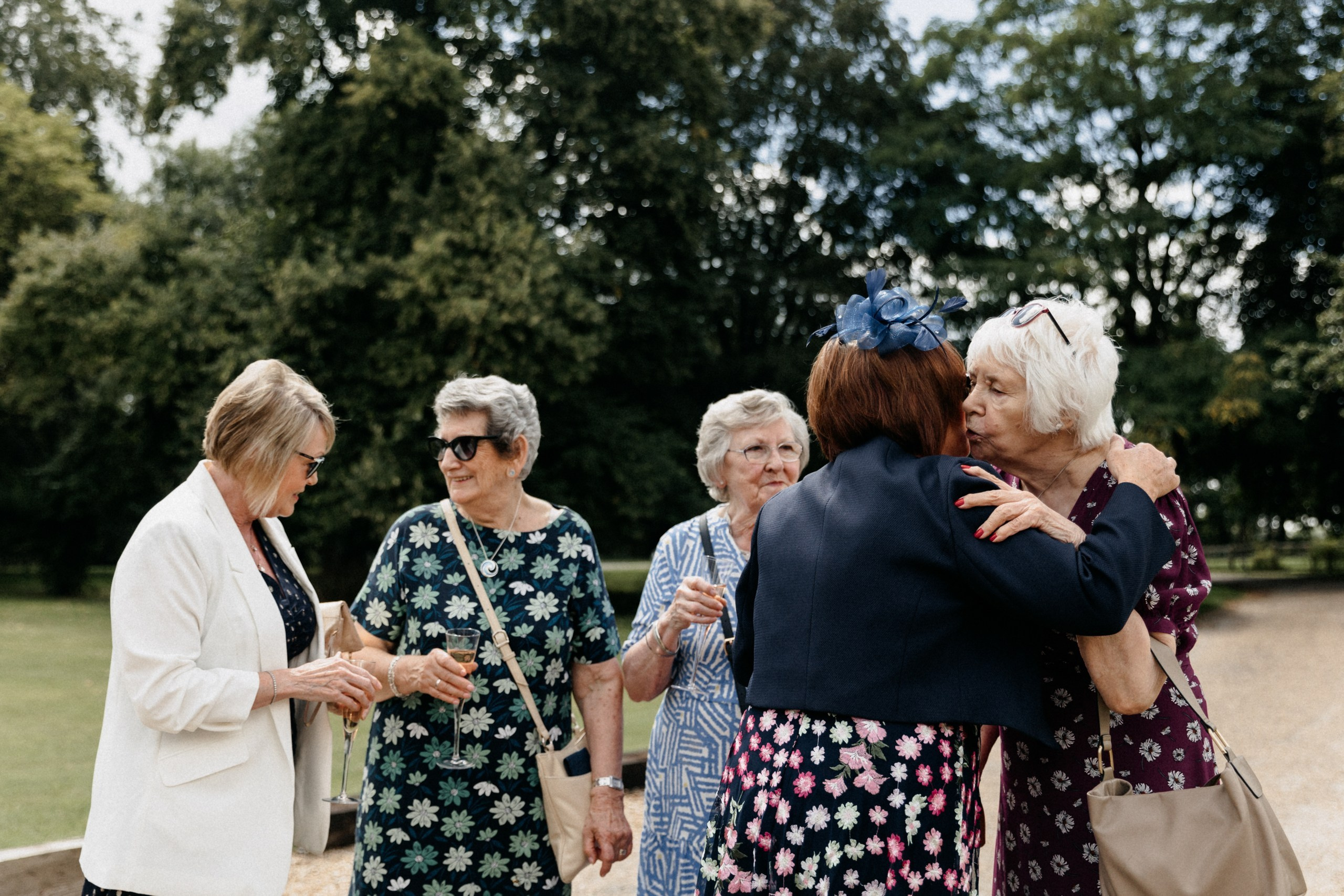 Ana & Tom Wedding at Notley Abbey. Moments Catchers — Wedding Photography & Video Duo in London