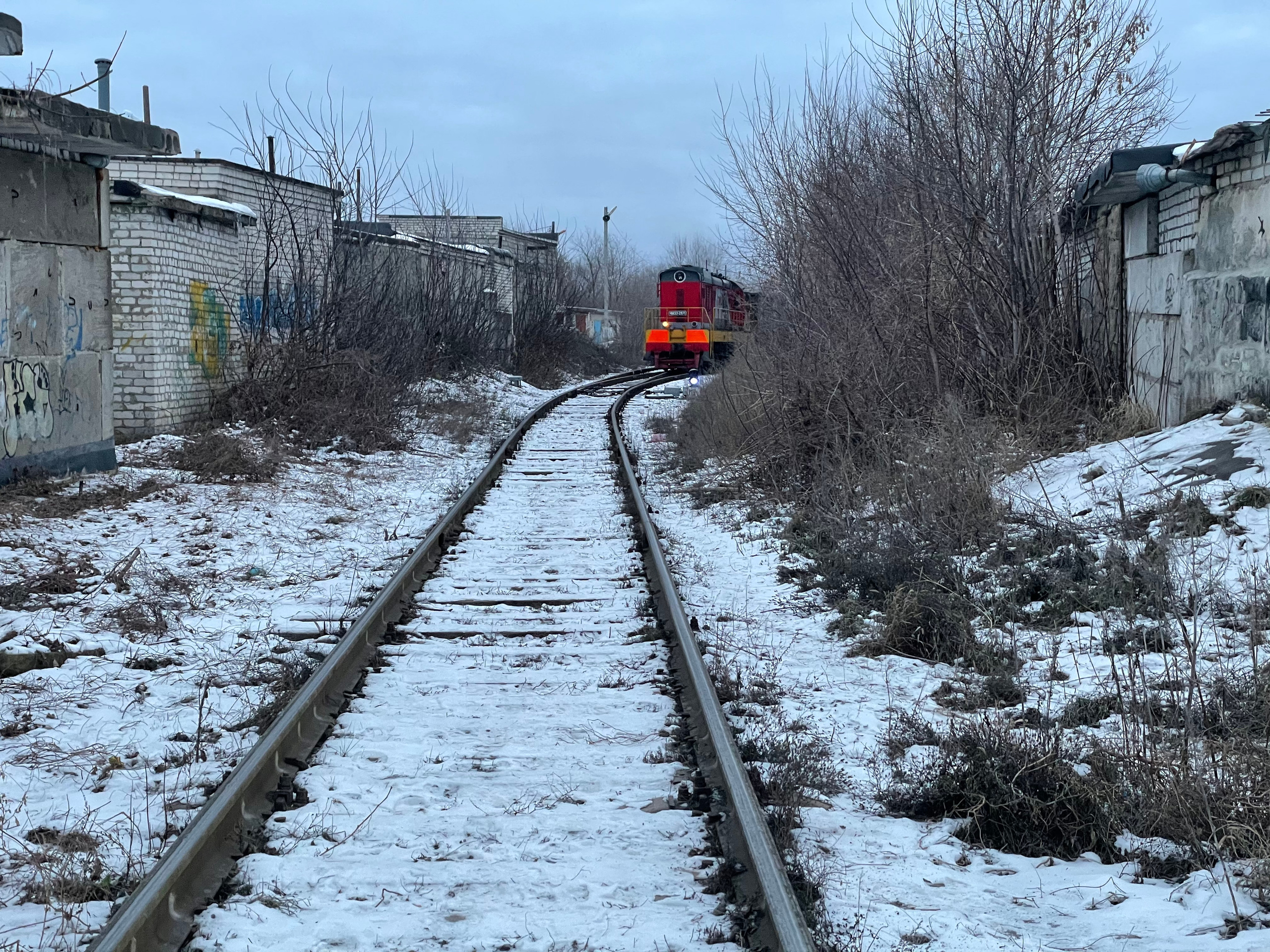 22 318 Гаражи, ж/д, паровоз. ВИЗУАЛЬНЫЕ И ЗВУКОВЫЕ РЕШЕНИЯ ДЛЯ БИЗНЕСА И СЪЁМОК ТЕЛЕТЕЛА