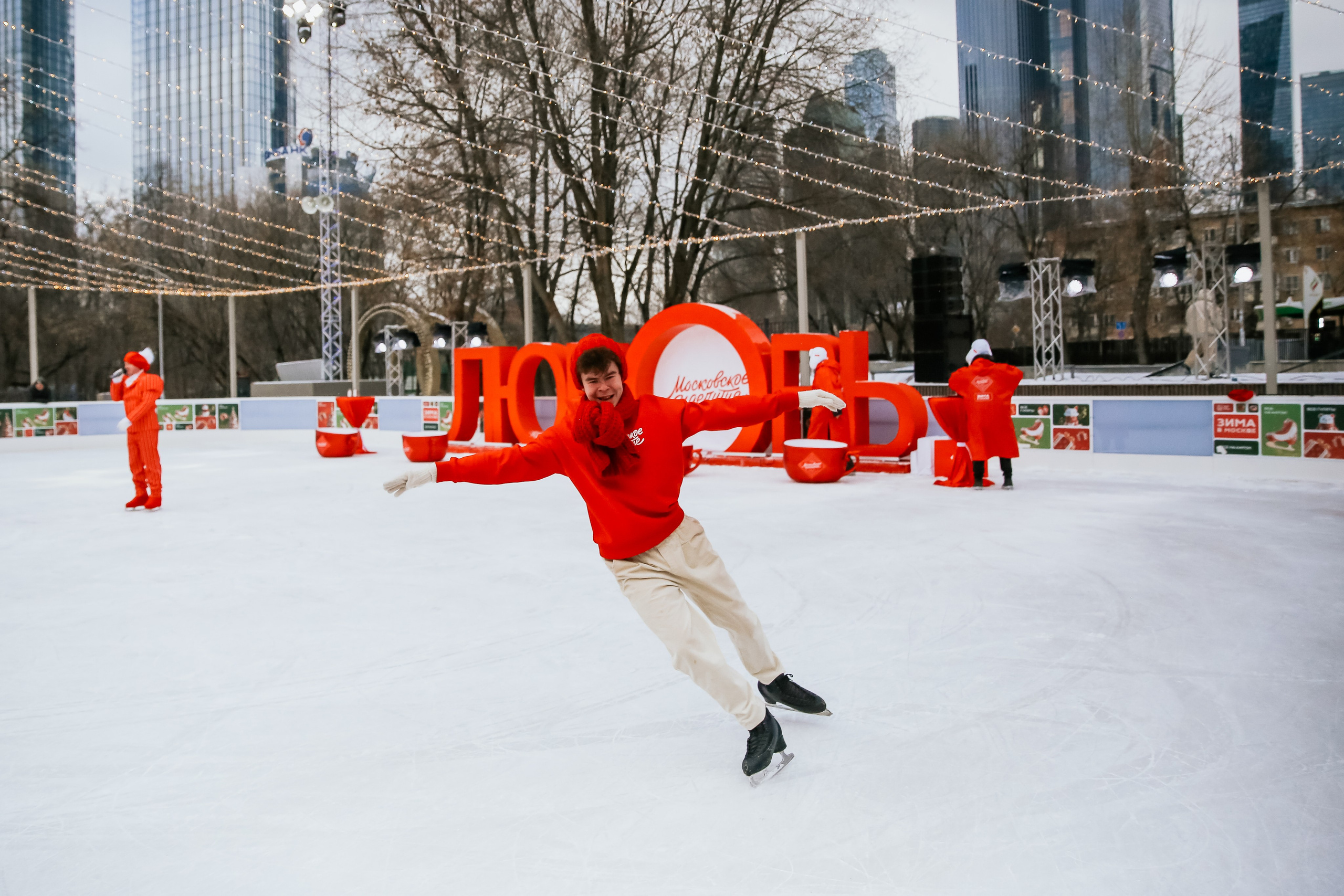 Ледовое шоу Сити каток Московское Чаепитие. Фотограф и видеограф Анна Домашенко