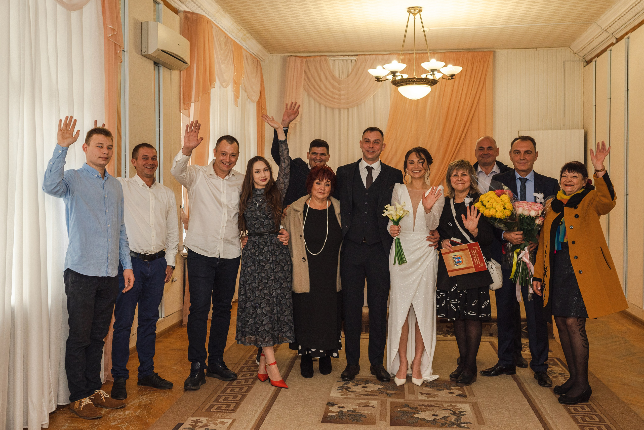 Свадебная фотосессия в Каменске-Шахтинском парке Лога. Фотограф в Каменске-Шахтинском Ольга Сагал