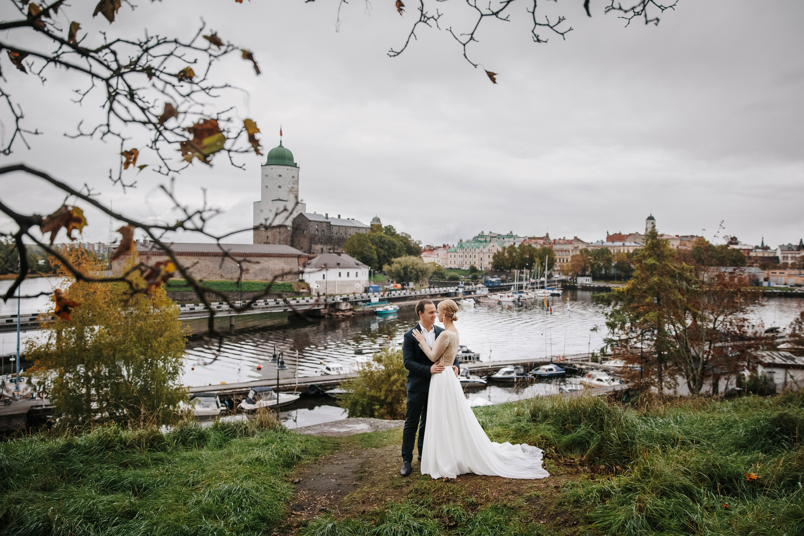 Свадьба в Выборге в сентябре осенью. Свадебный фотограф в Калининграде Мария Ямышева