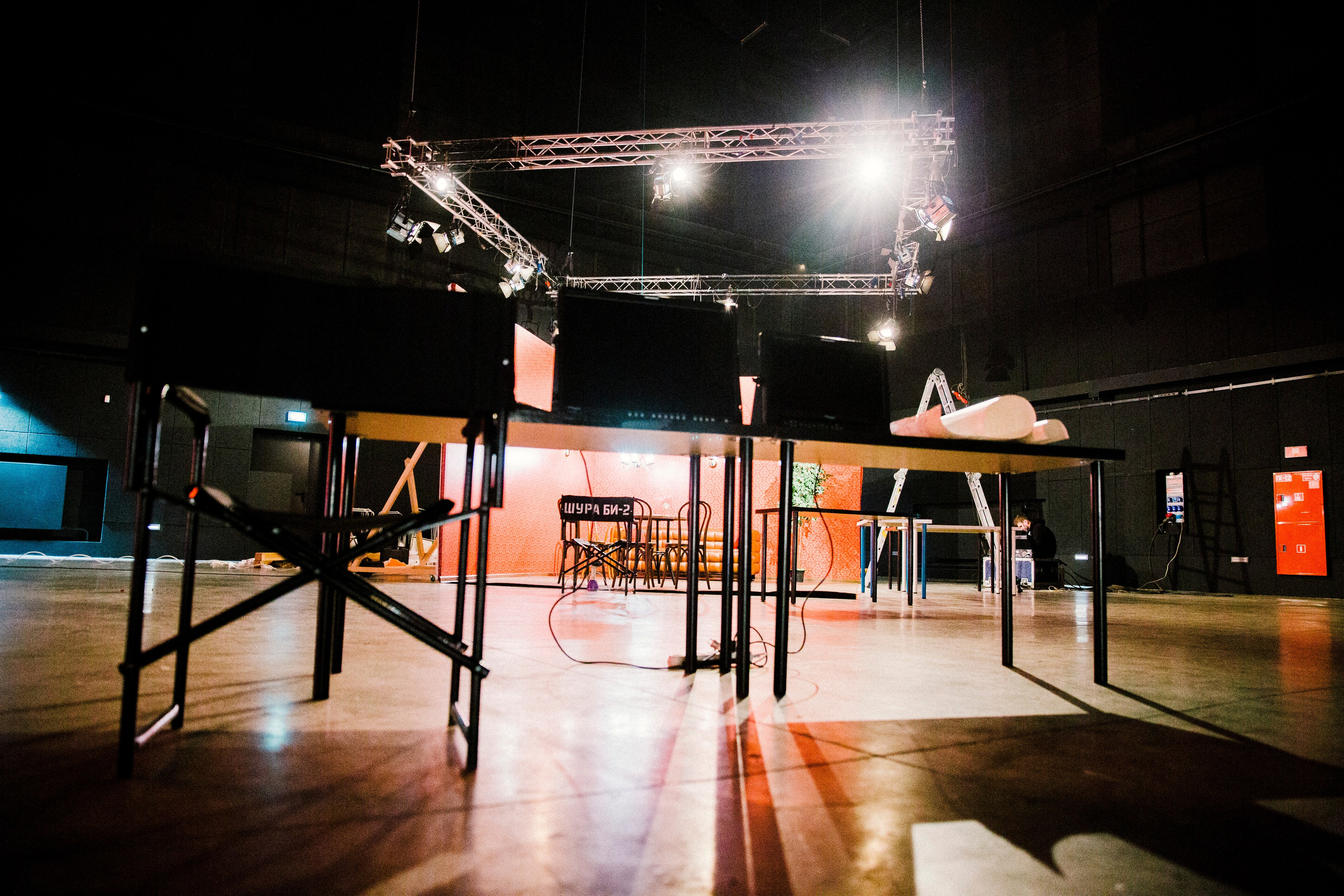 ФК Би-2 & Лиза Громова Мосфильм. Ольга Пилант. АРТ, бэкстейдж, свадебная и семейная фотография, городской портрет, интерьерная фотография