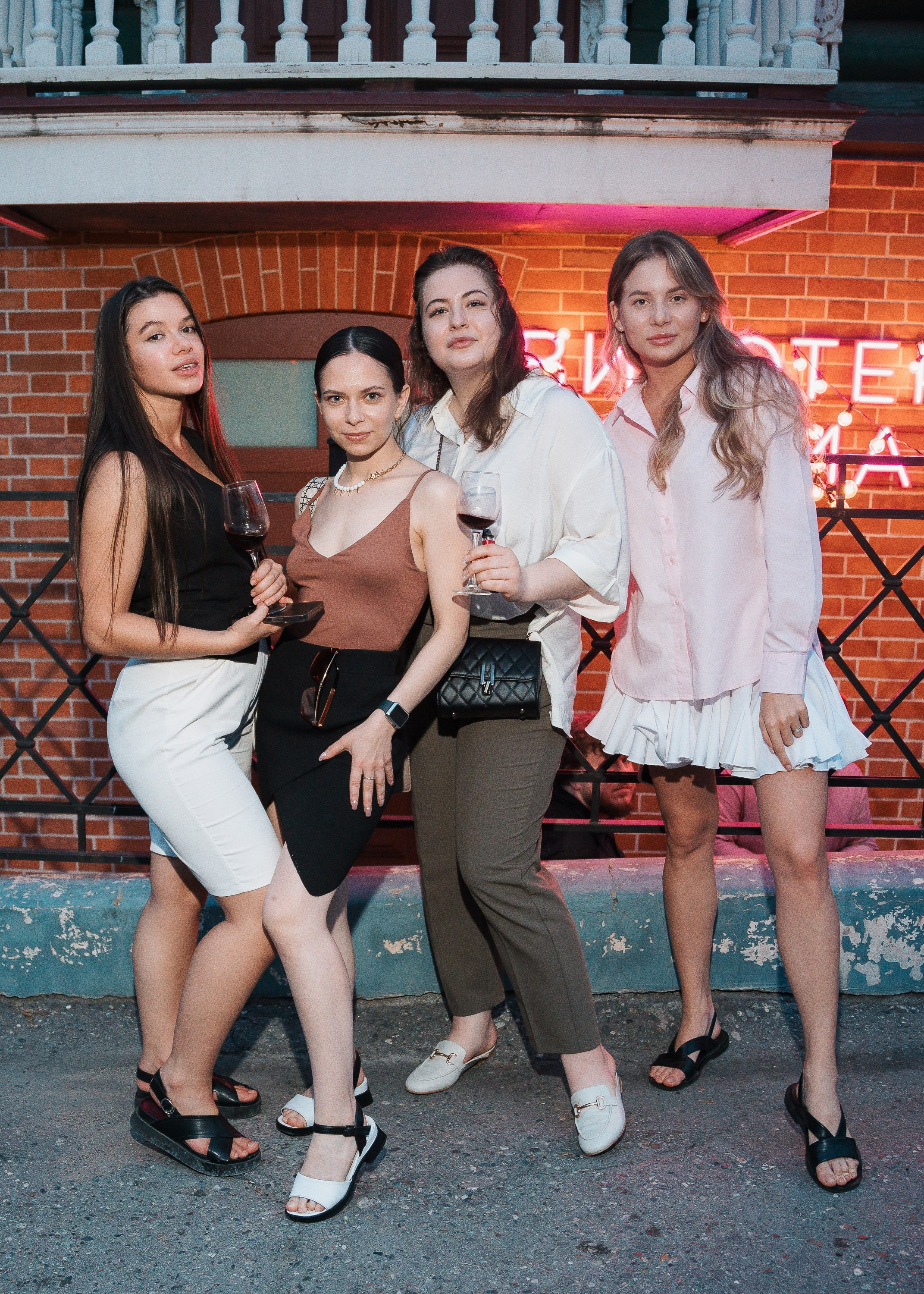 ВИНОТЕКА БАР х МАГАЗ — 3 ГОДА. СВОИ. ФОТООТЧЕТЫ-СОБЫТИЯ-МЕСТА