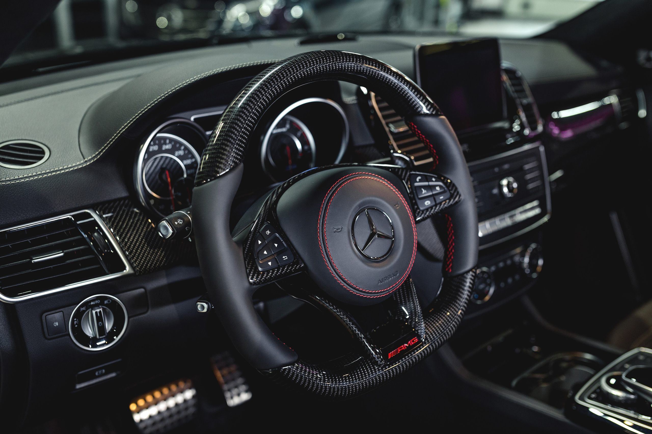 Автомобили и не только. Фотограф в Санкт-Петербурге Дмитрий Брусс