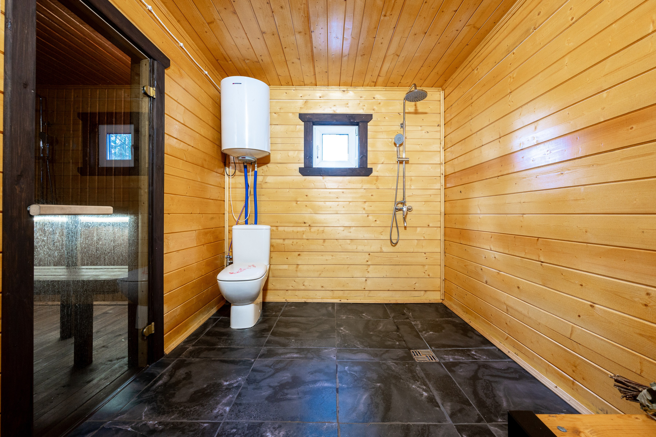 Дом под аренду на берегу Ладожского озера. Интерьерный фотограф. Фото- видеосъемка недвижимости Санкт-Петербург