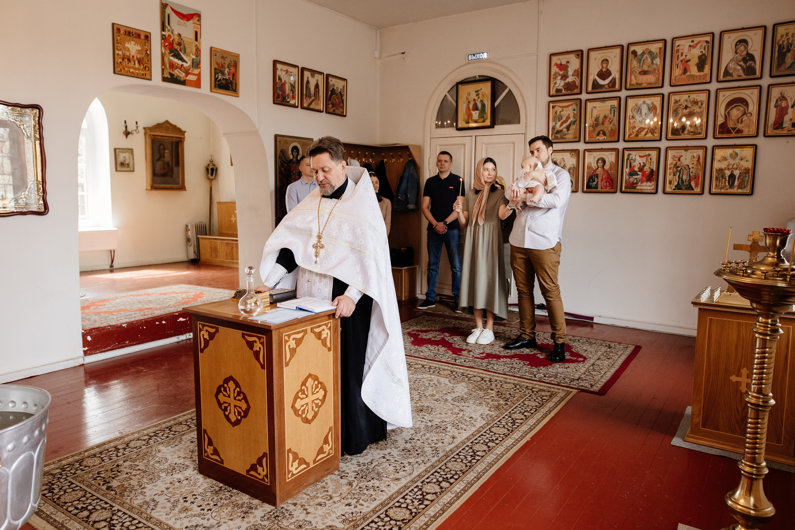 Крещение Артемия. Свадебный и семейный фотограф Екатерина Иванова