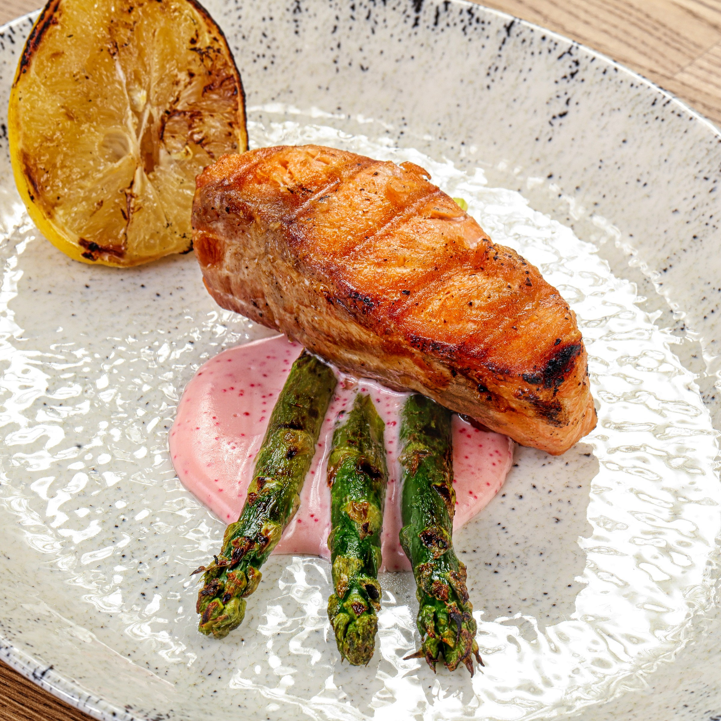 Фотосъемка блюд европейской кухни. Заказ по тел.: +7 (906) 006-90-22. Фуд-фотограф Андрей Старостин — съемка еды в Москве. 9000 руб. в час