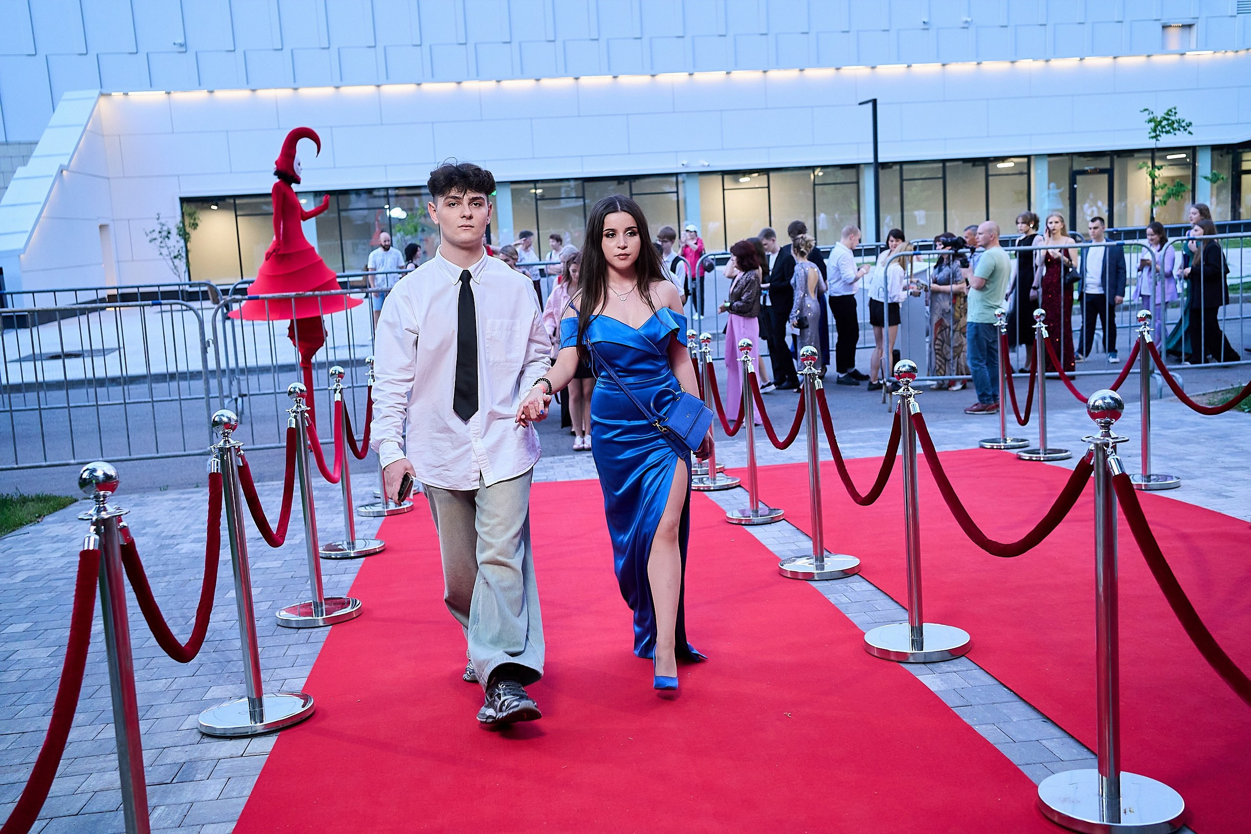 Выпускной 2024 концертный зал Академия ВТБ. Фотограф и Видеограф в Москве. Олег Корушев