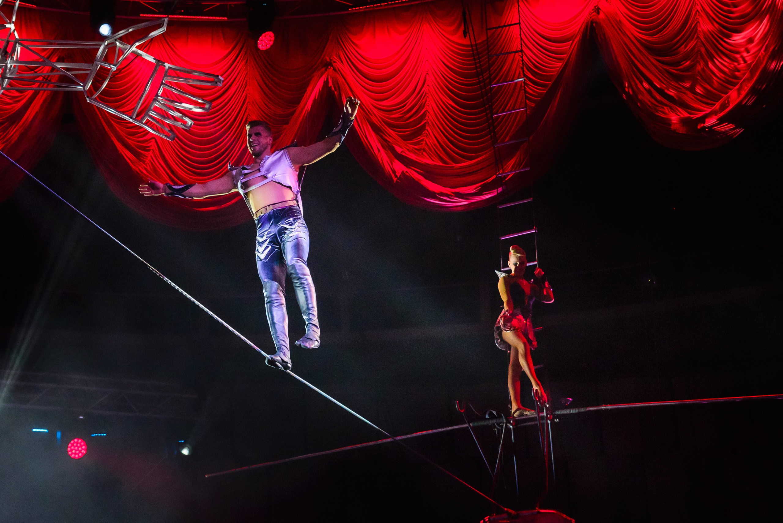 Пермский государственный цирк. Фотограф в Ханты-Мансийске Евгений Жуланов