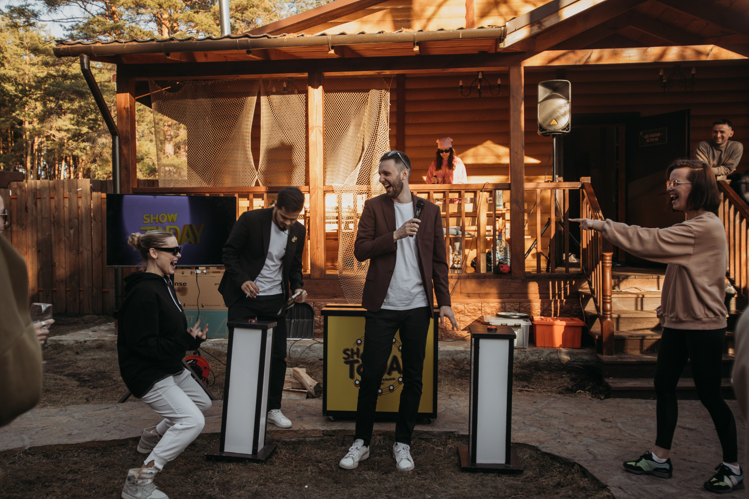 Корпоратив Muza_Arts. Венера Гайн. Репортажный фотограф  Тюмень. Обучение фотографии с 0