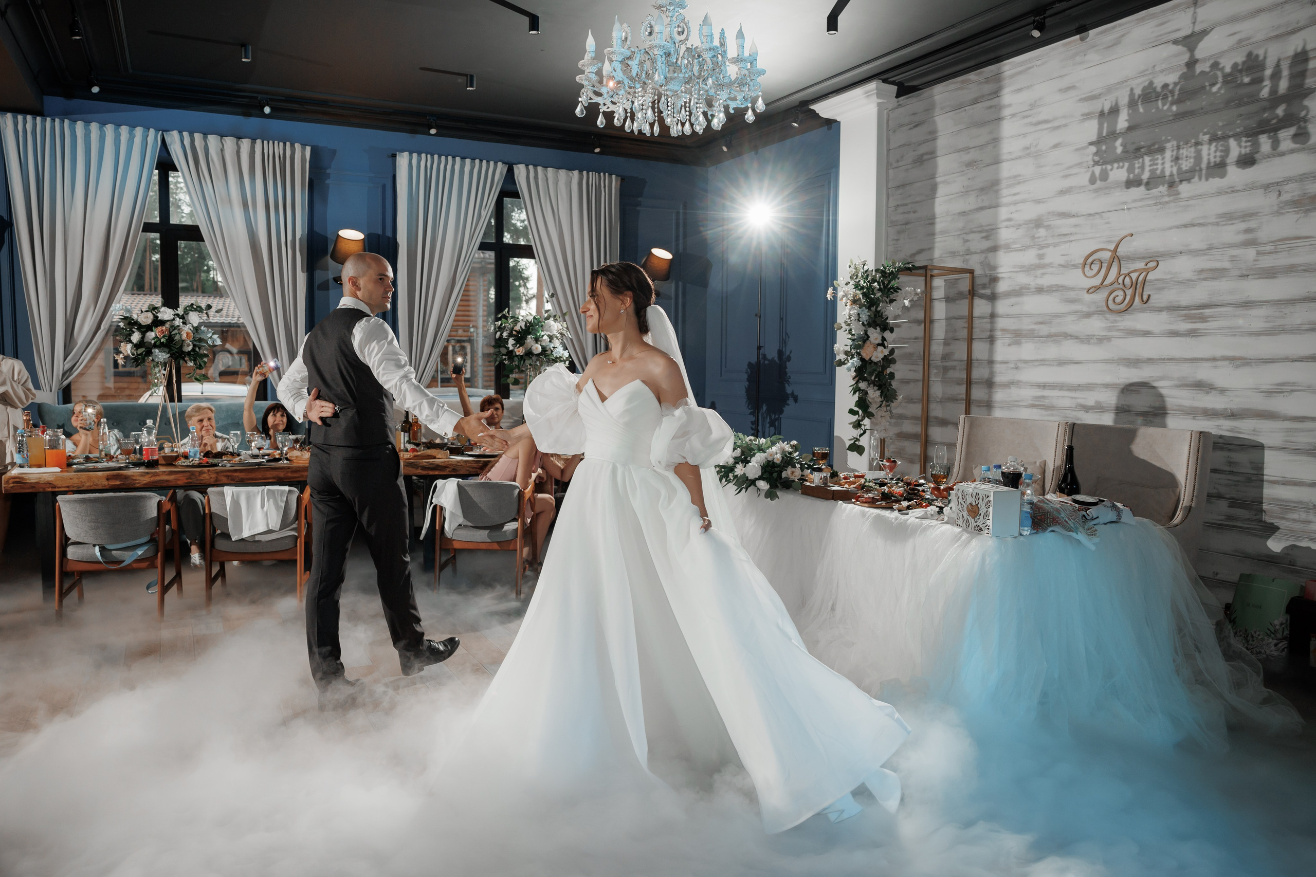 Полина и Дмитрий, загородный клуб «Барин», ЗАГС в г. Пушкино. Свадебный и репортажный фотограф (Москва, Королев и другие)