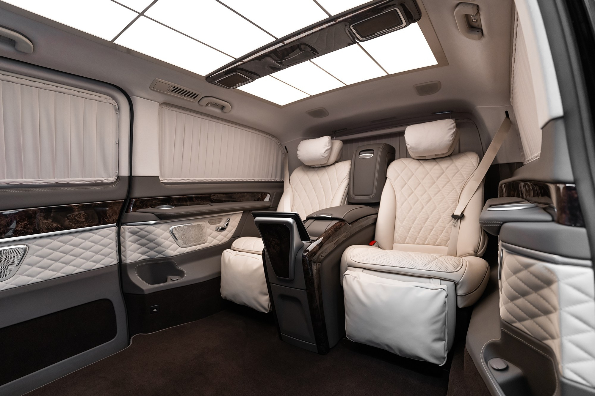 V-Class Browny. Автомобильный фотограф в Москве | Базилев Александр