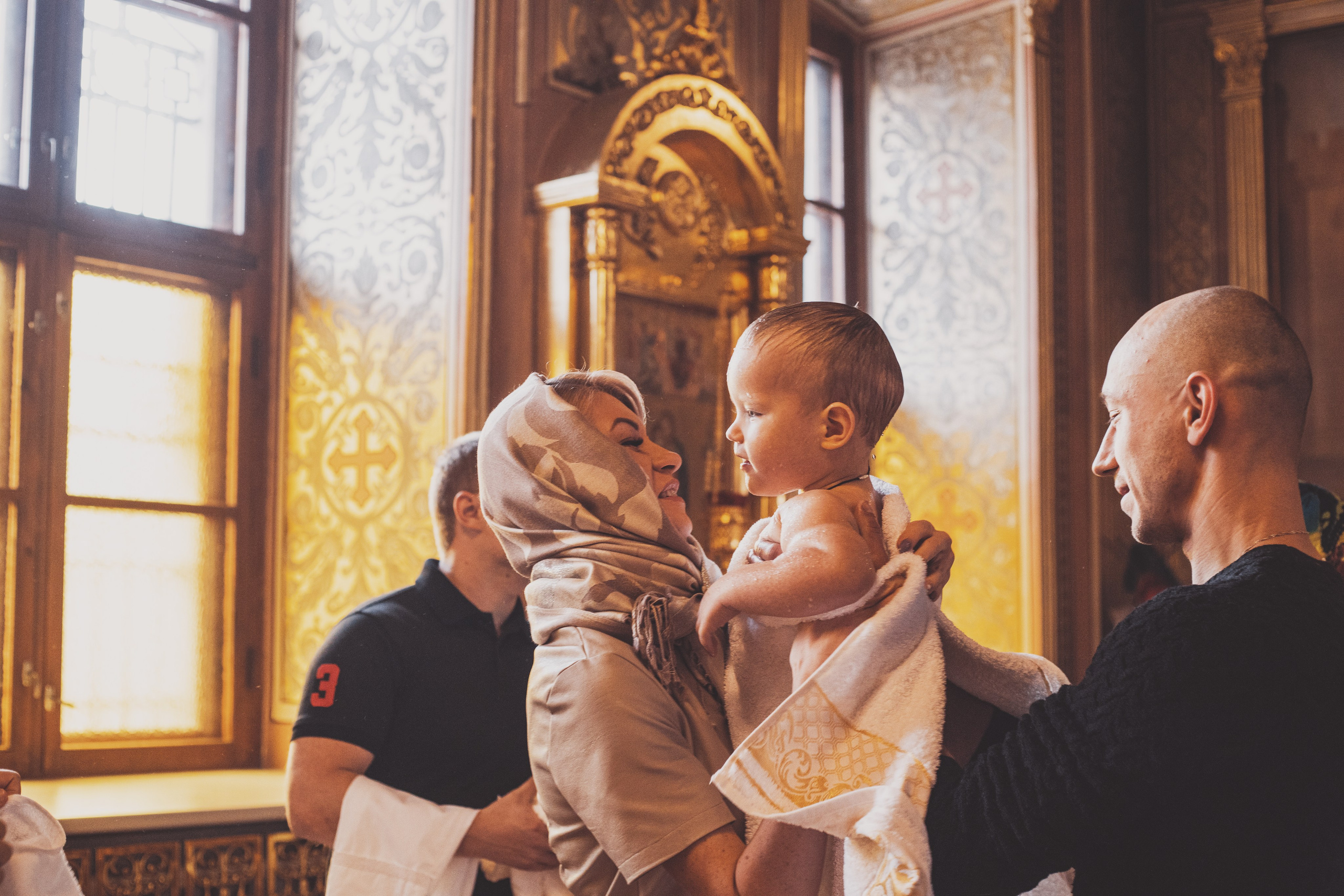 Крестины ребенка. Выпускные альбомы в Серпухове