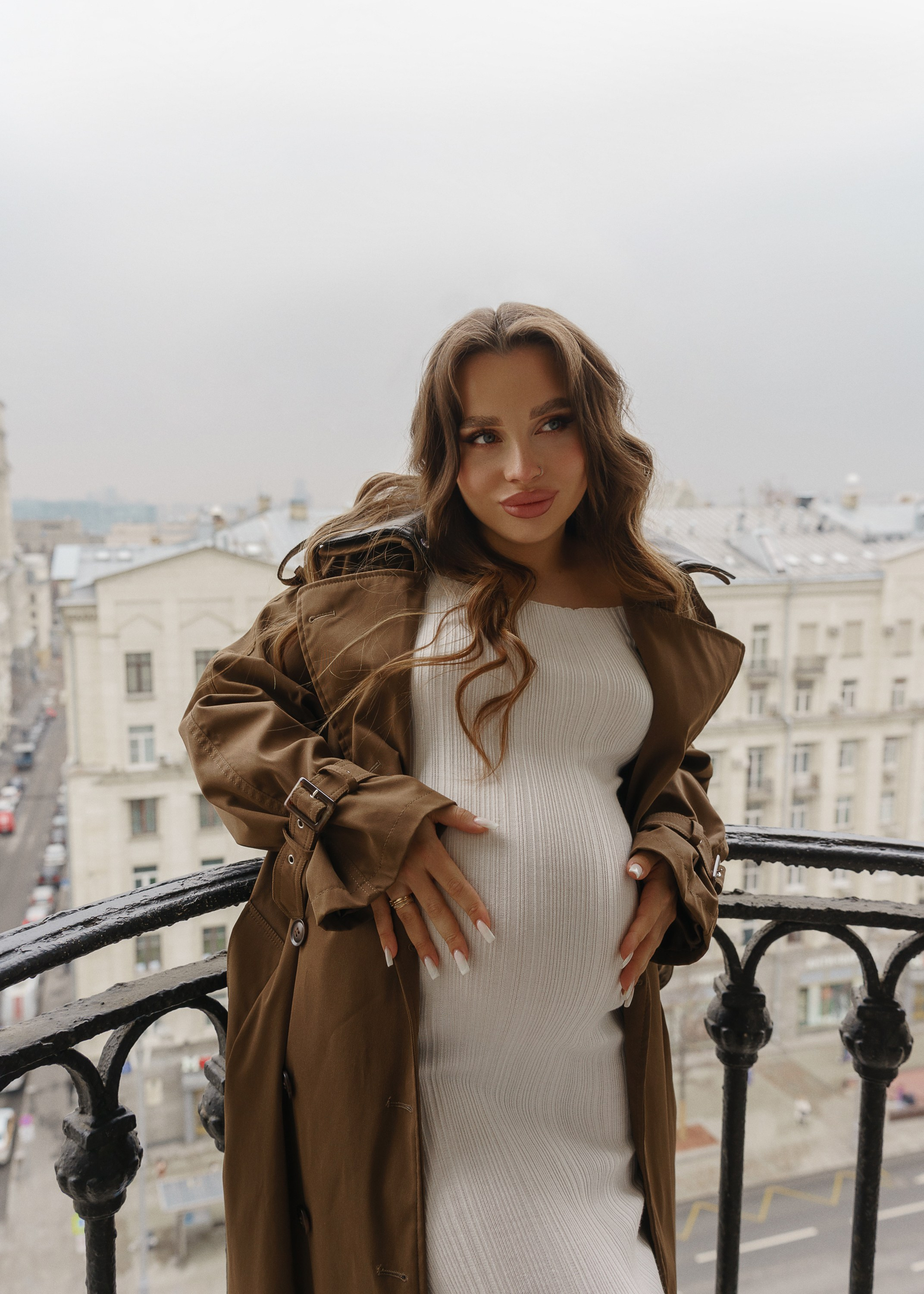 САША И ЛЕША. Женский портрет