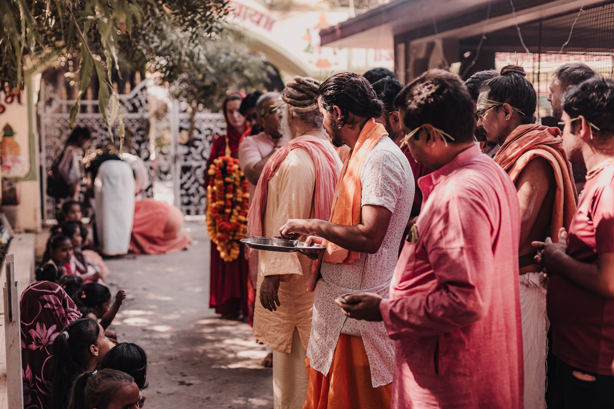 Navaratri yajna at Devraha Baba Ji ashram. Мариам Багдасарян