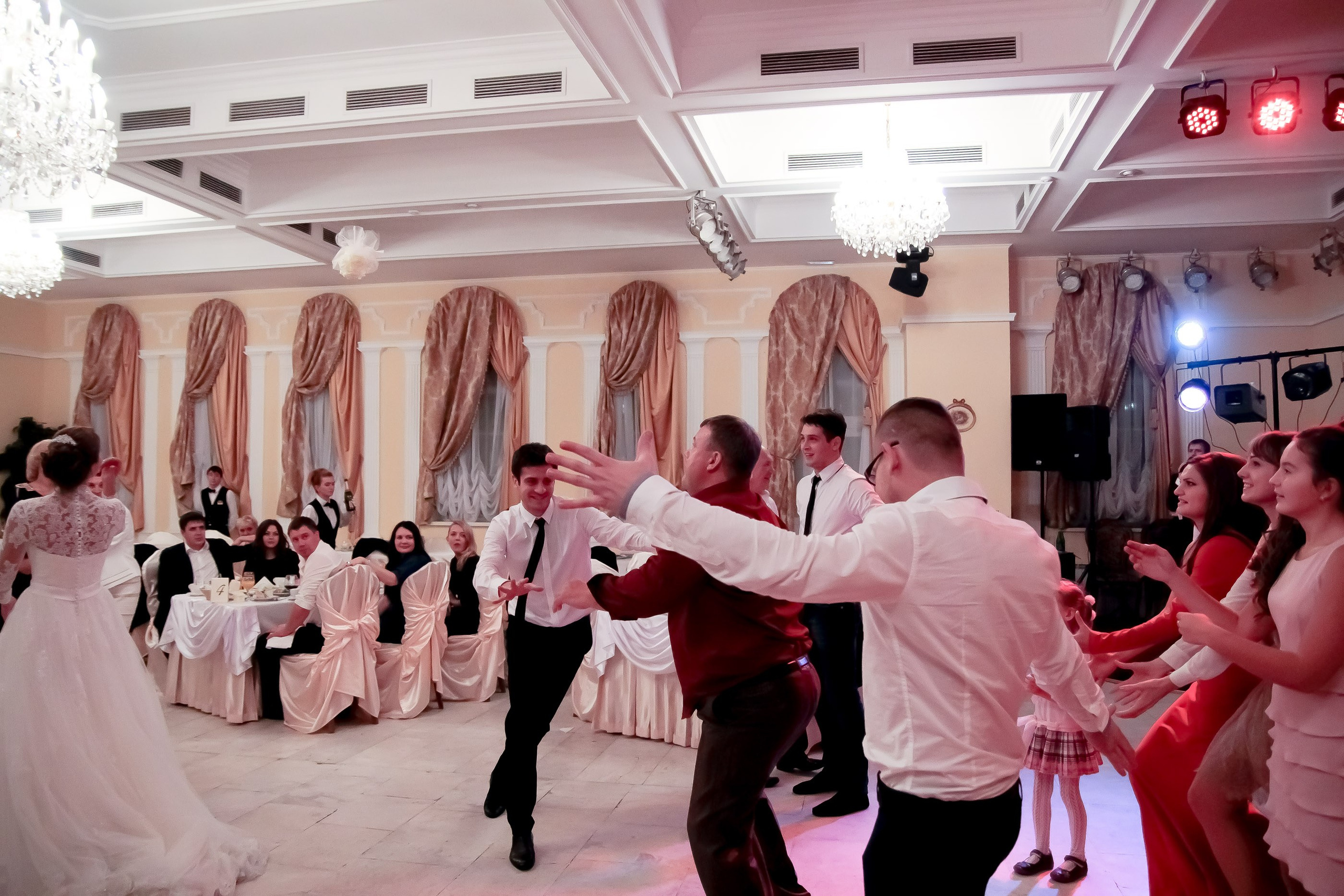 Банкет/Banquet. Максим Матвийченко и Виктория Басова профессионалы своего дела